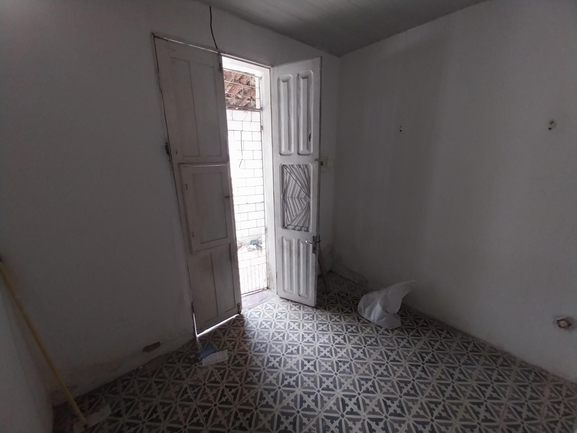 Casa para alugar com 2 quartos, 86m² - Foto 4