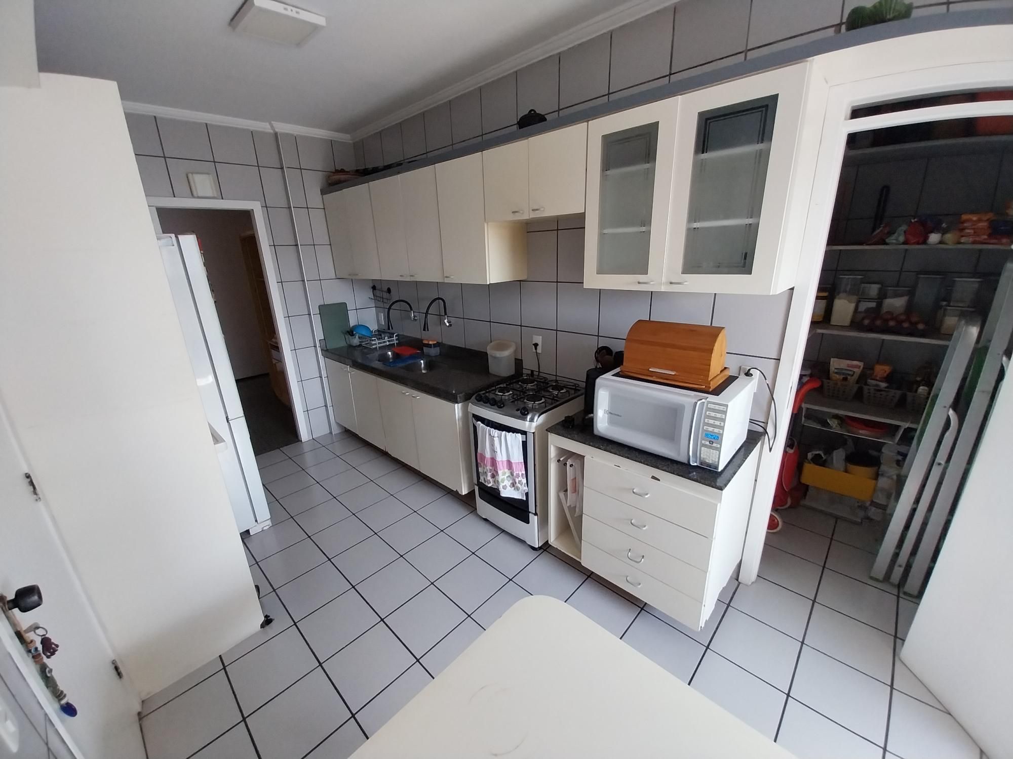 Apartamento à venda com 4 quartos, 140m² - Foto 25