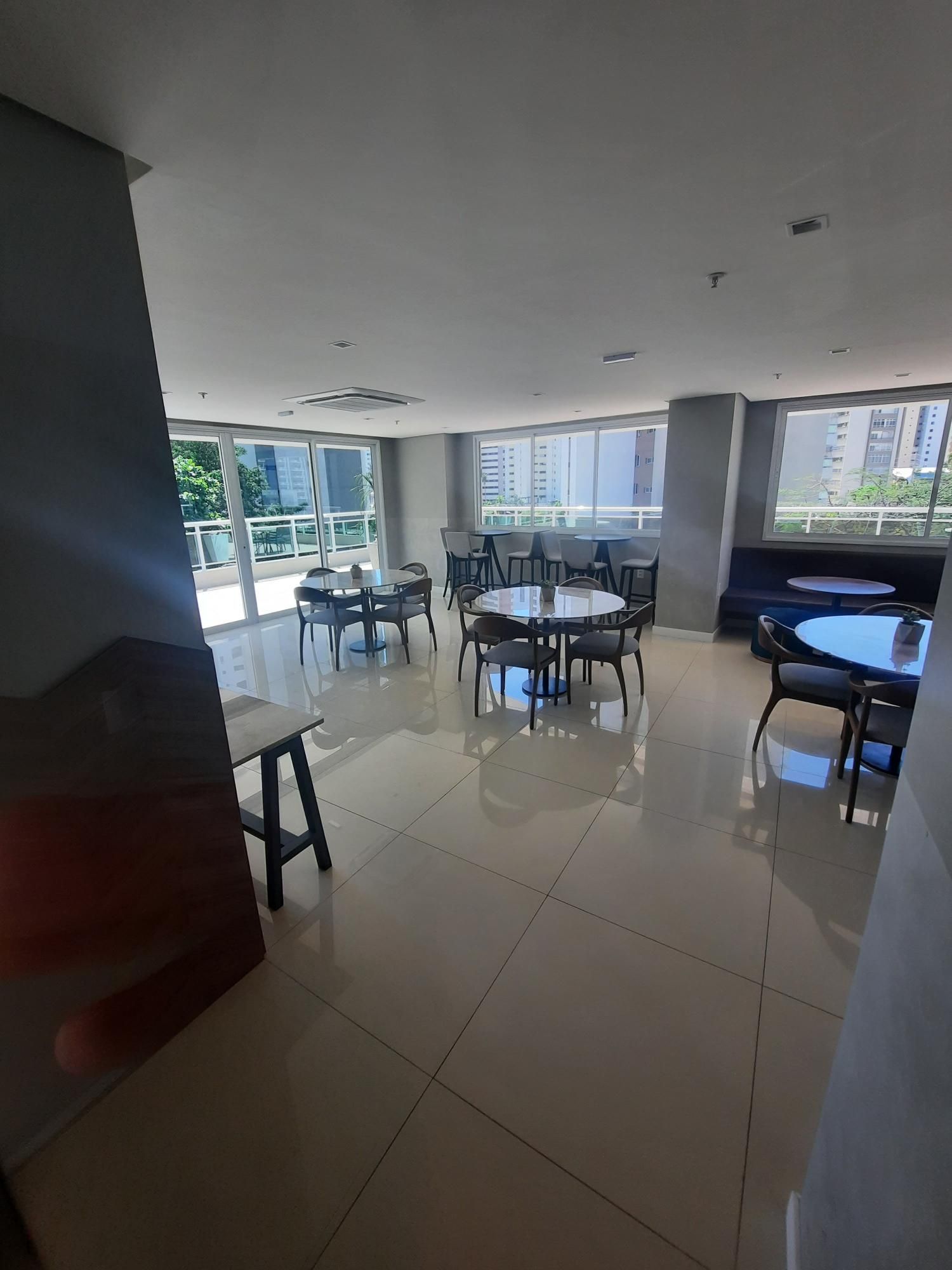 Apartamento à venda com 2 quartos, 75m² - Foto 24