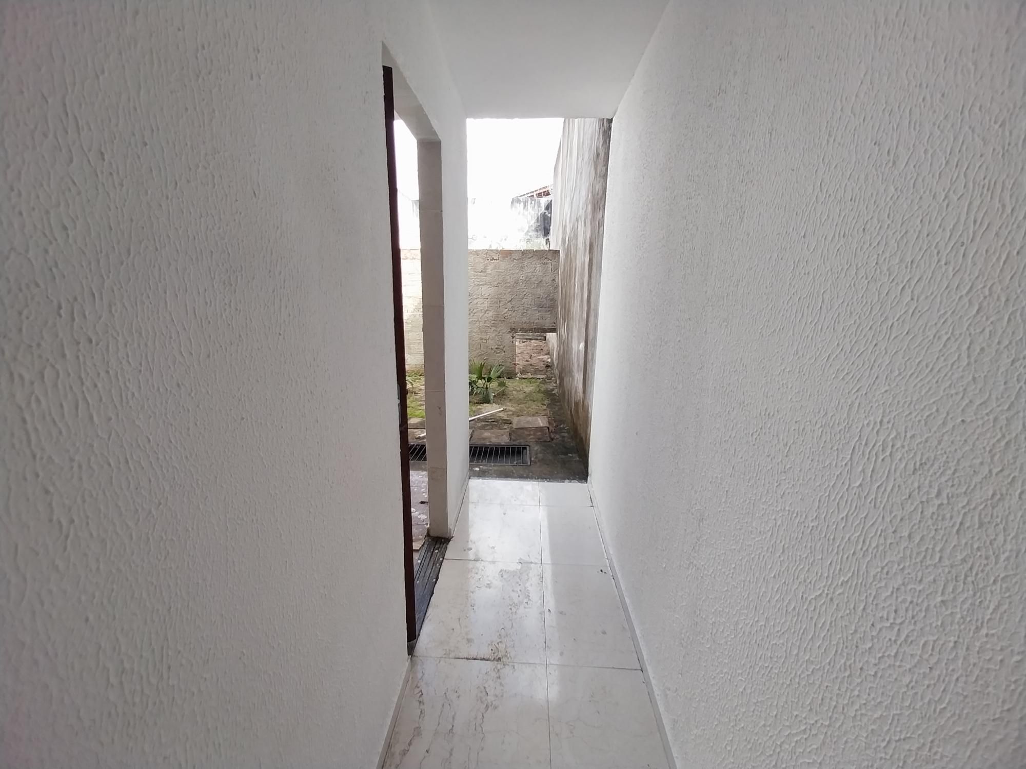 Casa para alugar com 4 quartos, 250m² - Foto 33