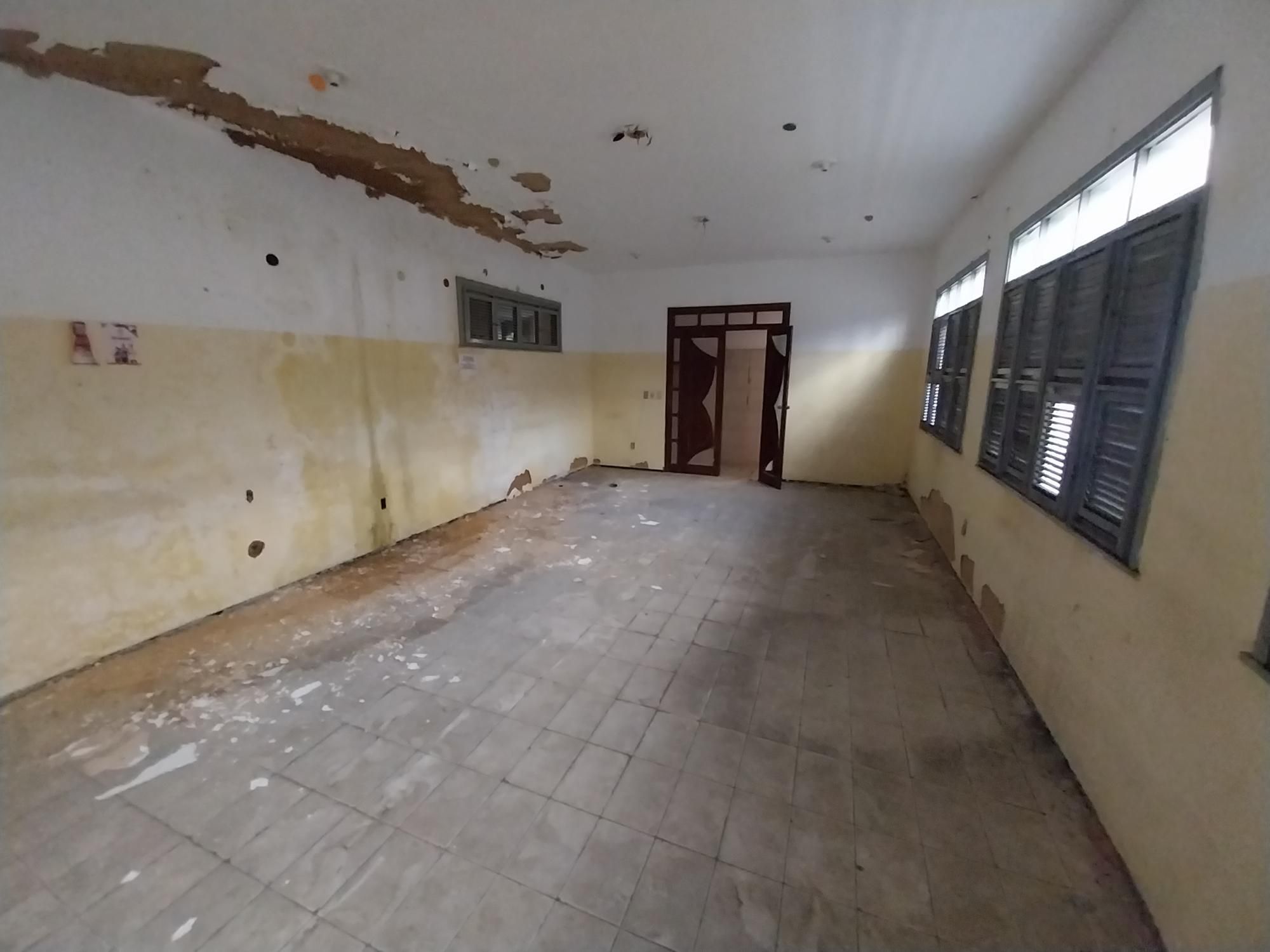 Casa à venda e aluguel com 15 quartos, 456m² - Foto 22