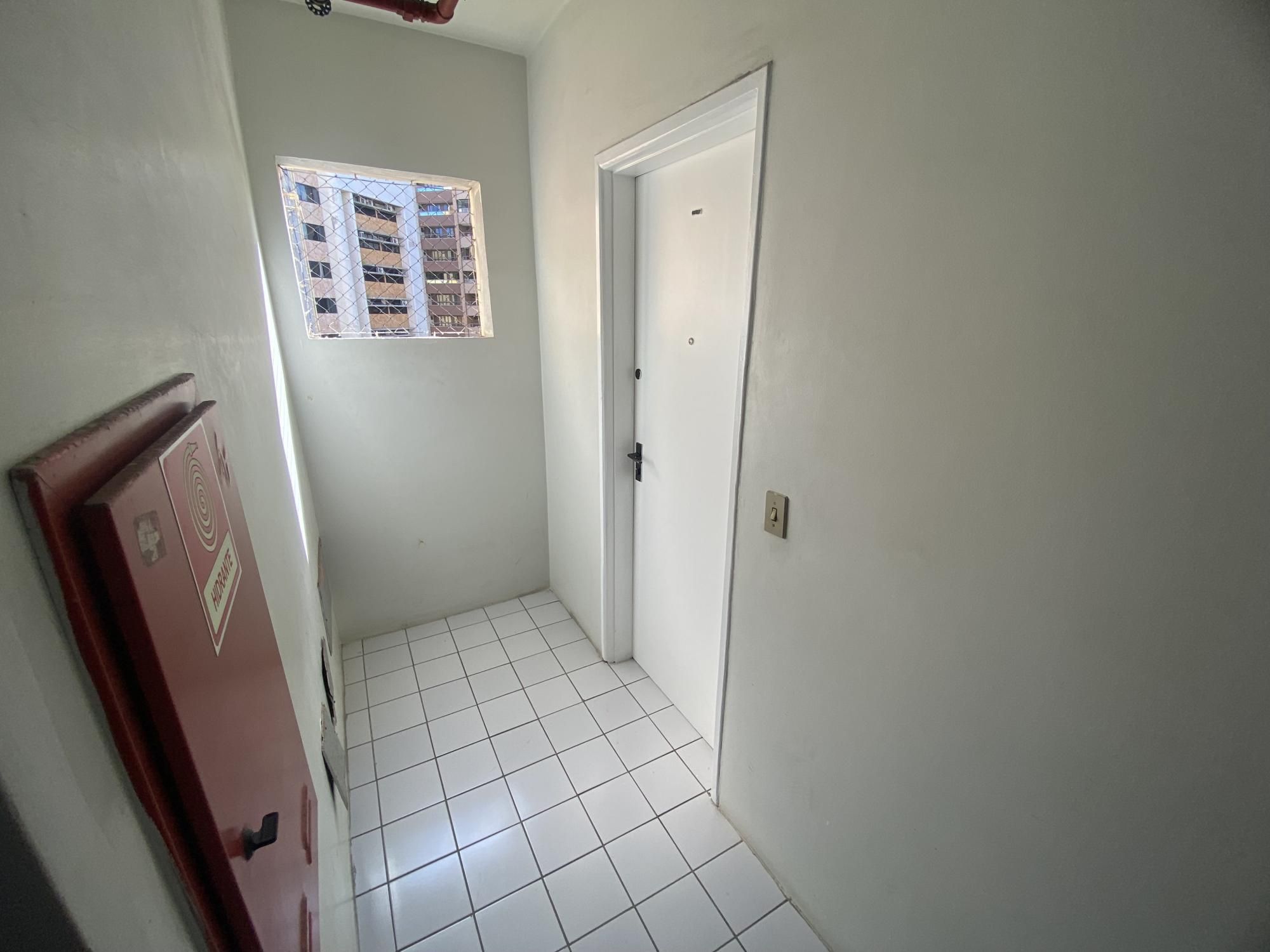 Apartamento à venda com 3 quartos, 113m² - Foto 28