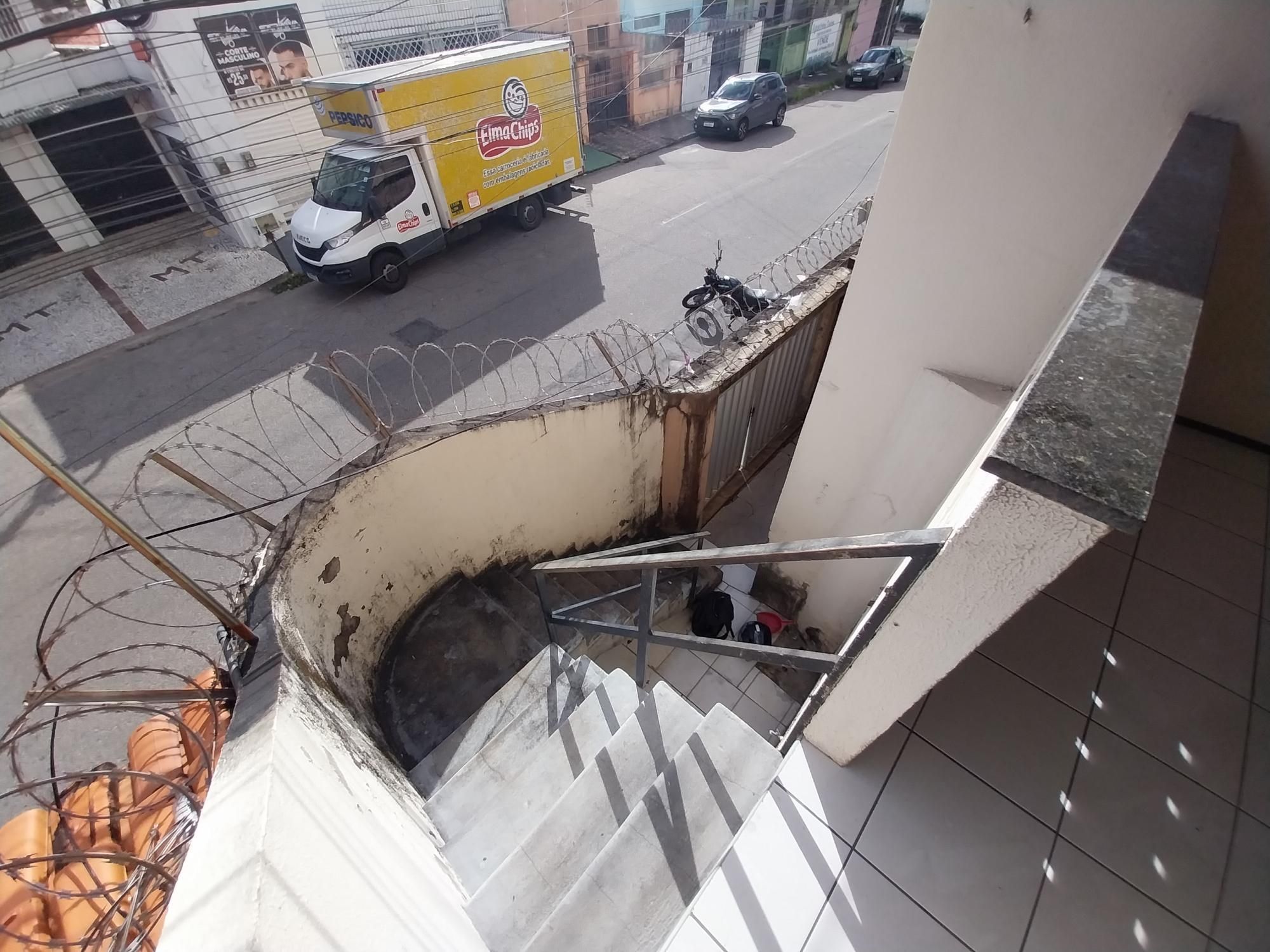 Casa Comercial à venda com 5 quartos, 241m² - Foto 32