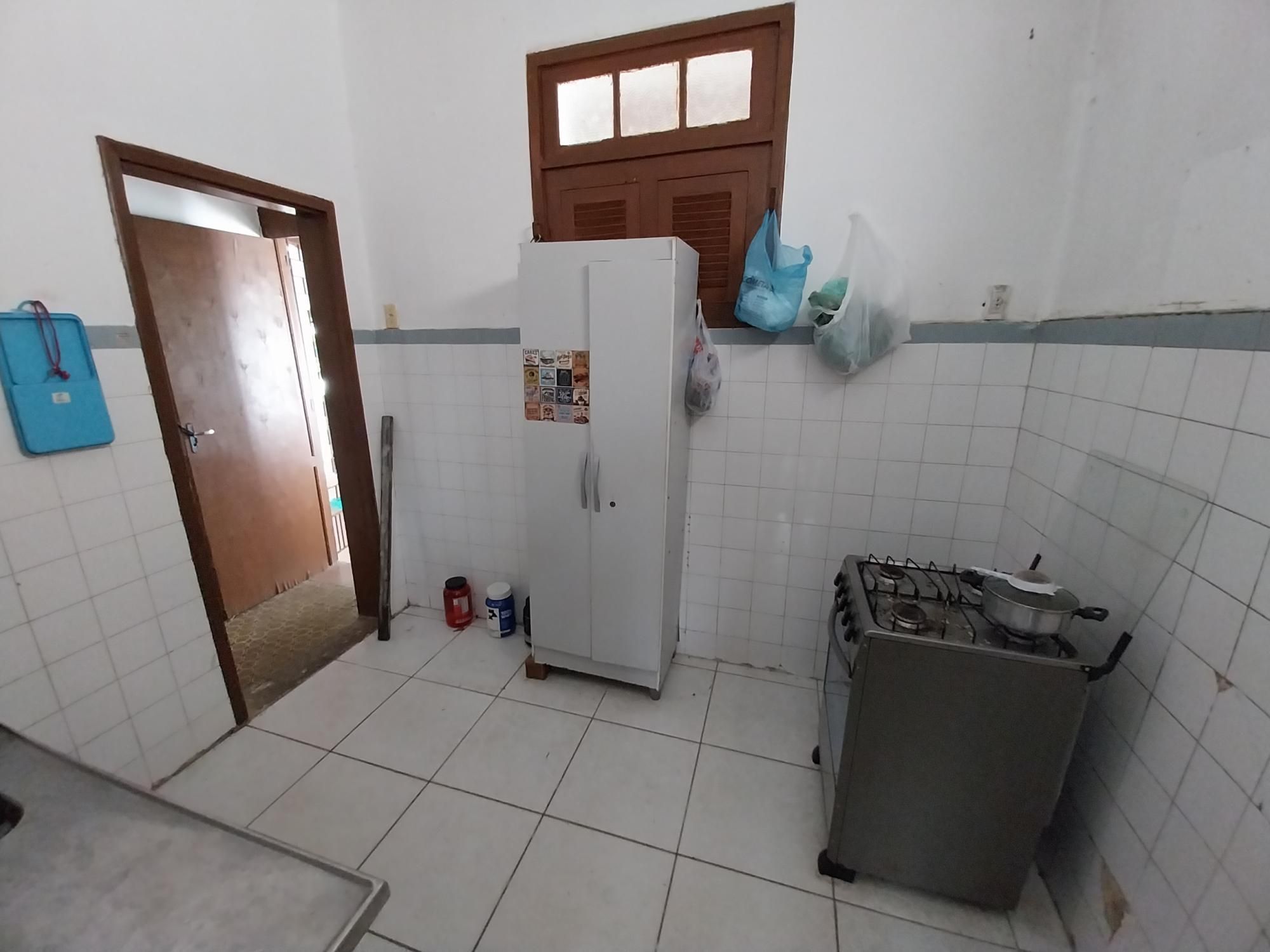 Casa à venda com 7 quartos, 256m² - Foto 24