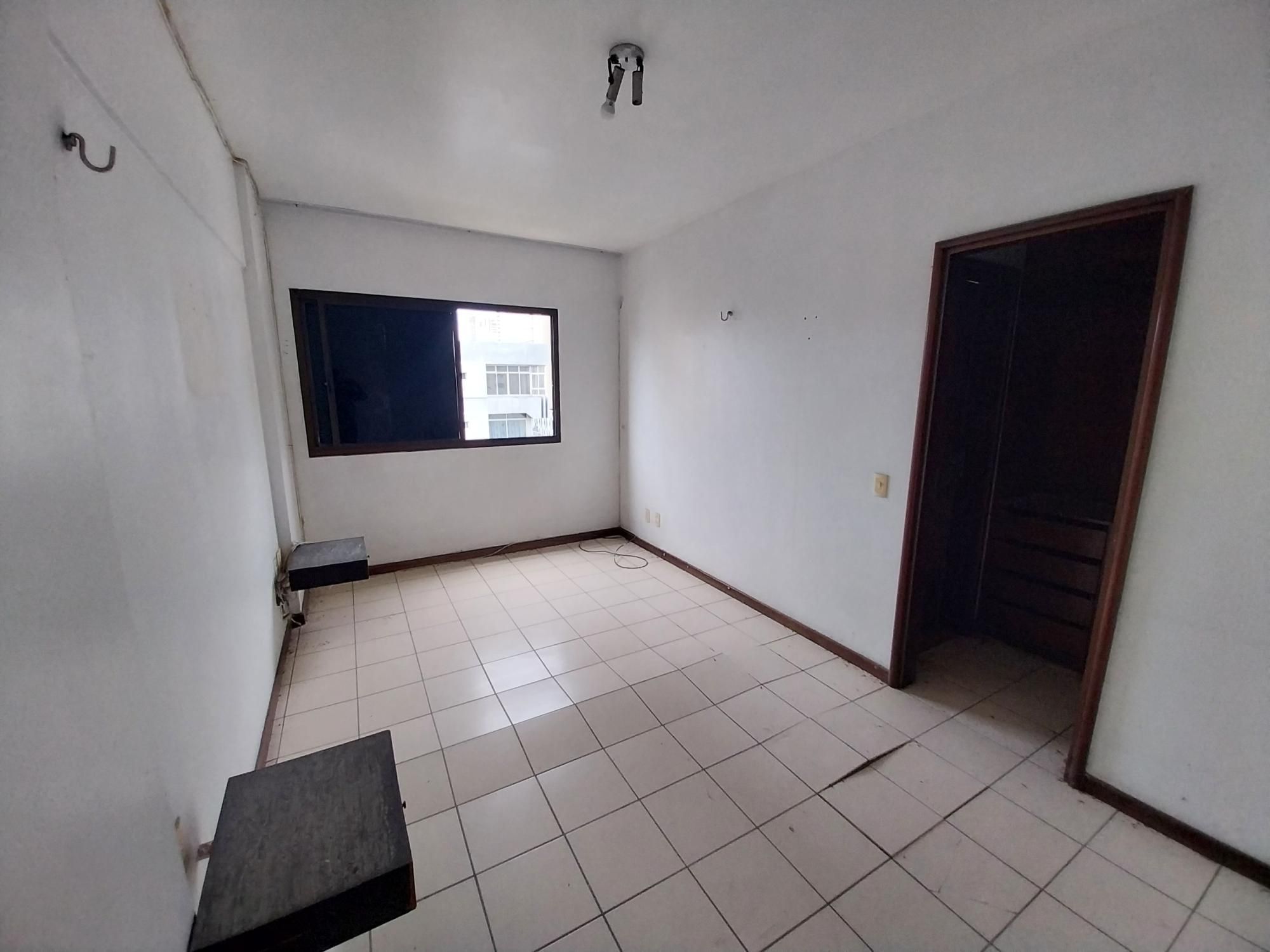 Apartamento para alugar com 4 quartos, 132m² - Foto 42