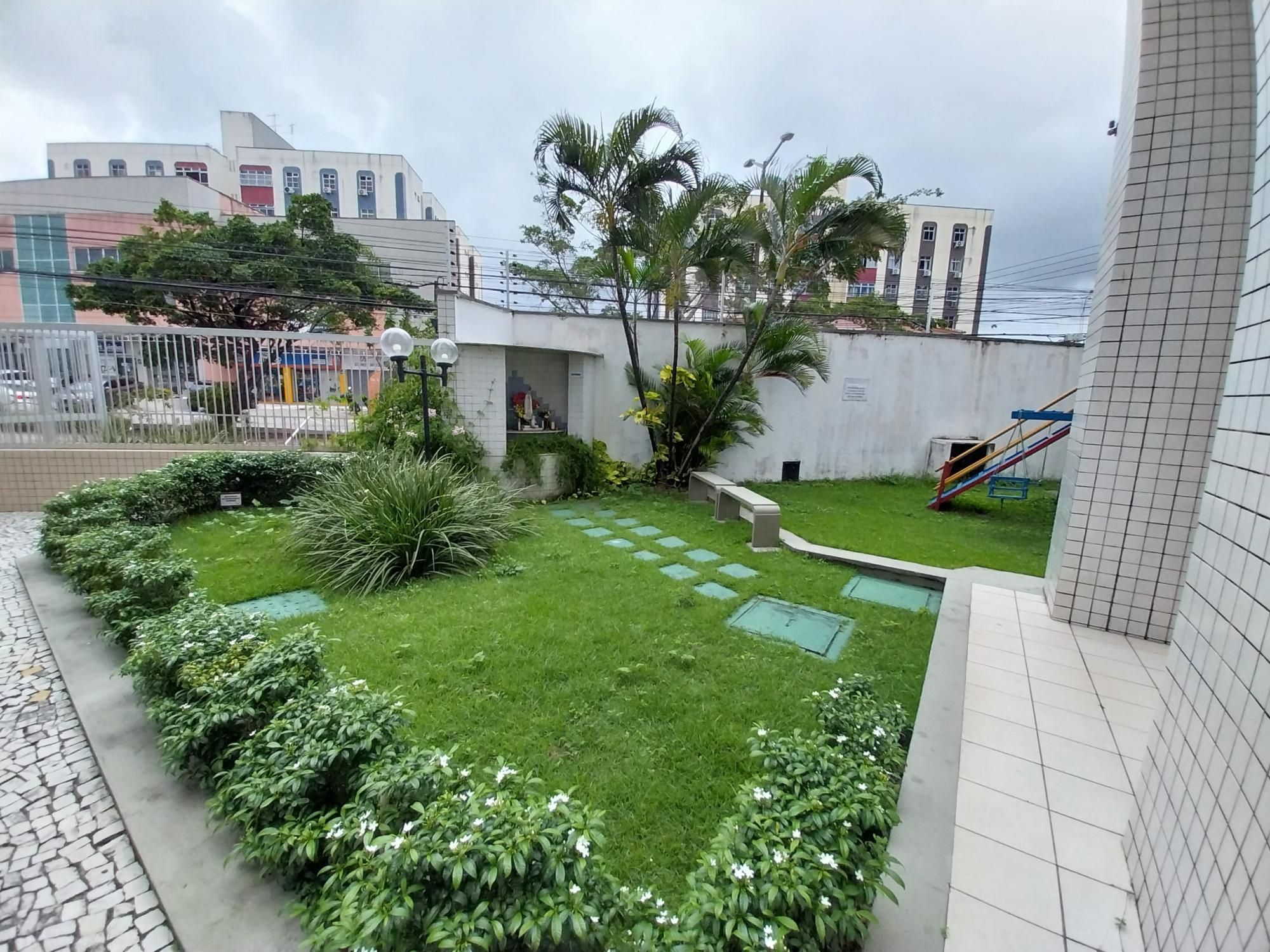 Apartamento à venda com 3 quartos, 107m² - Foto 7