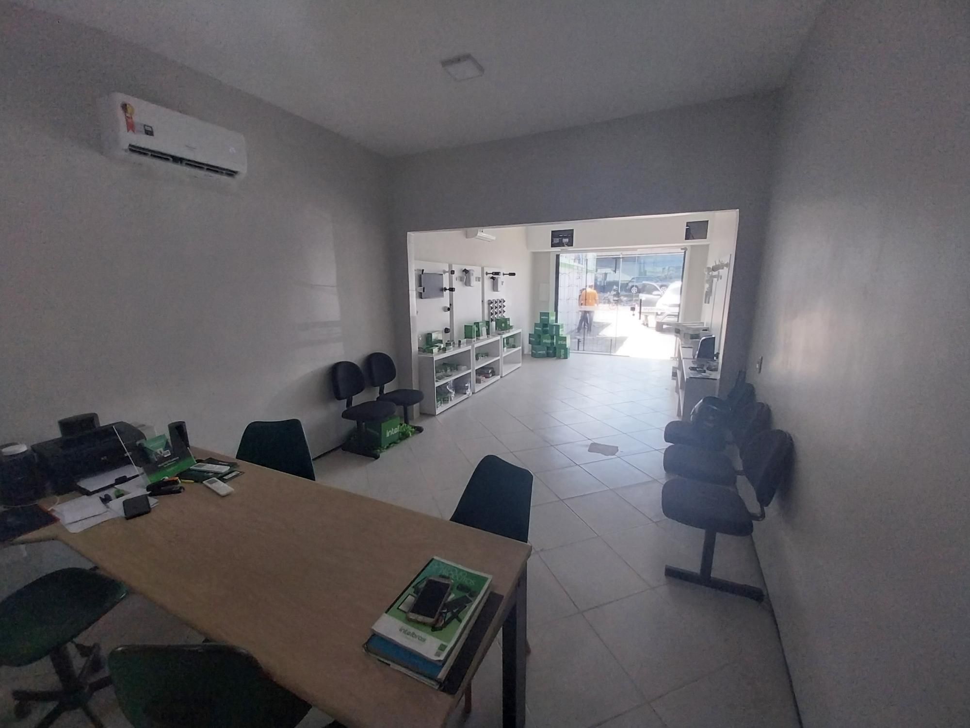 Loja-Salão para alugar com 2 quartos, 163m² - Foto 8