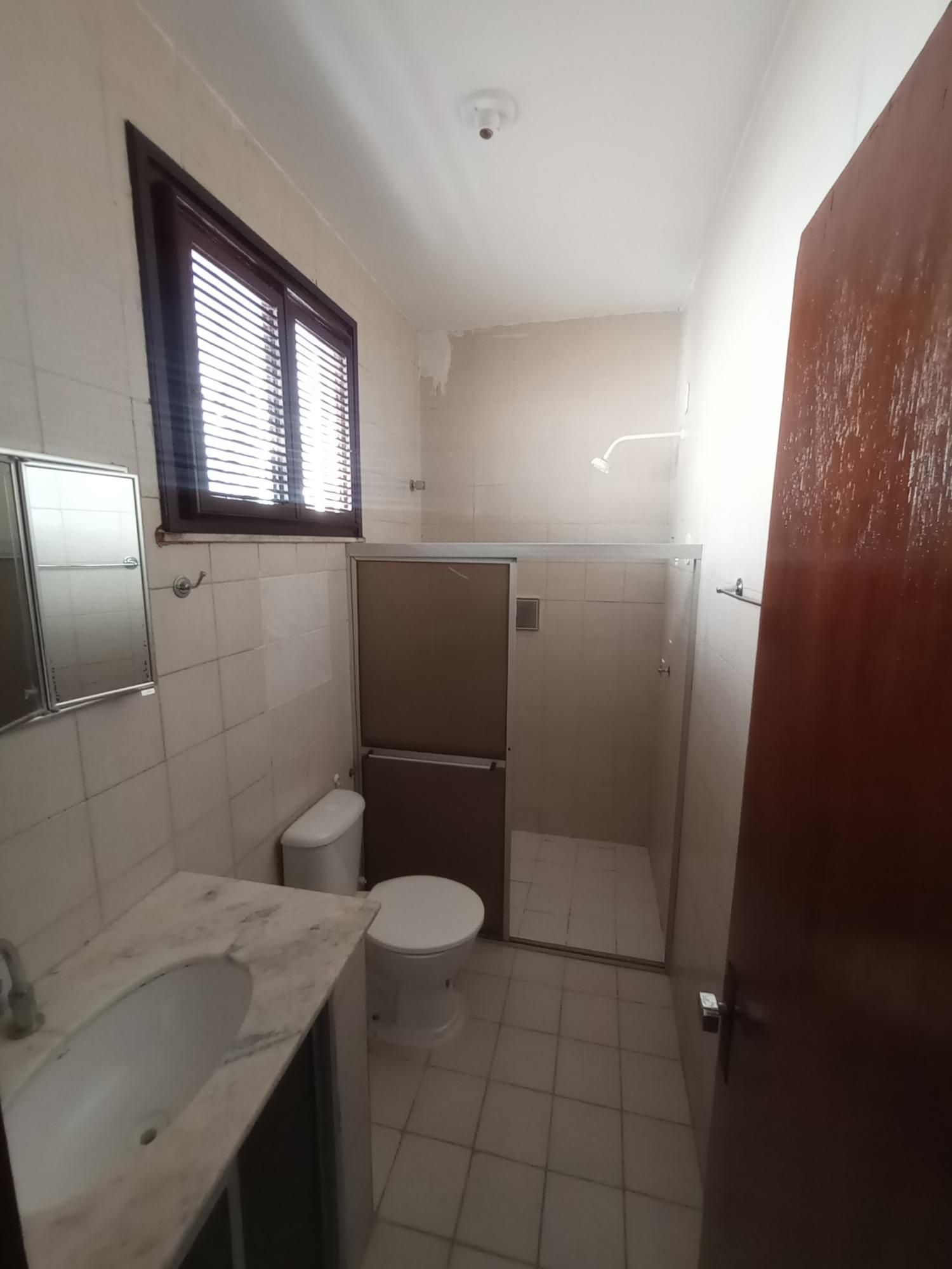Casa, 4 quartos, 249 m² - Foto 32