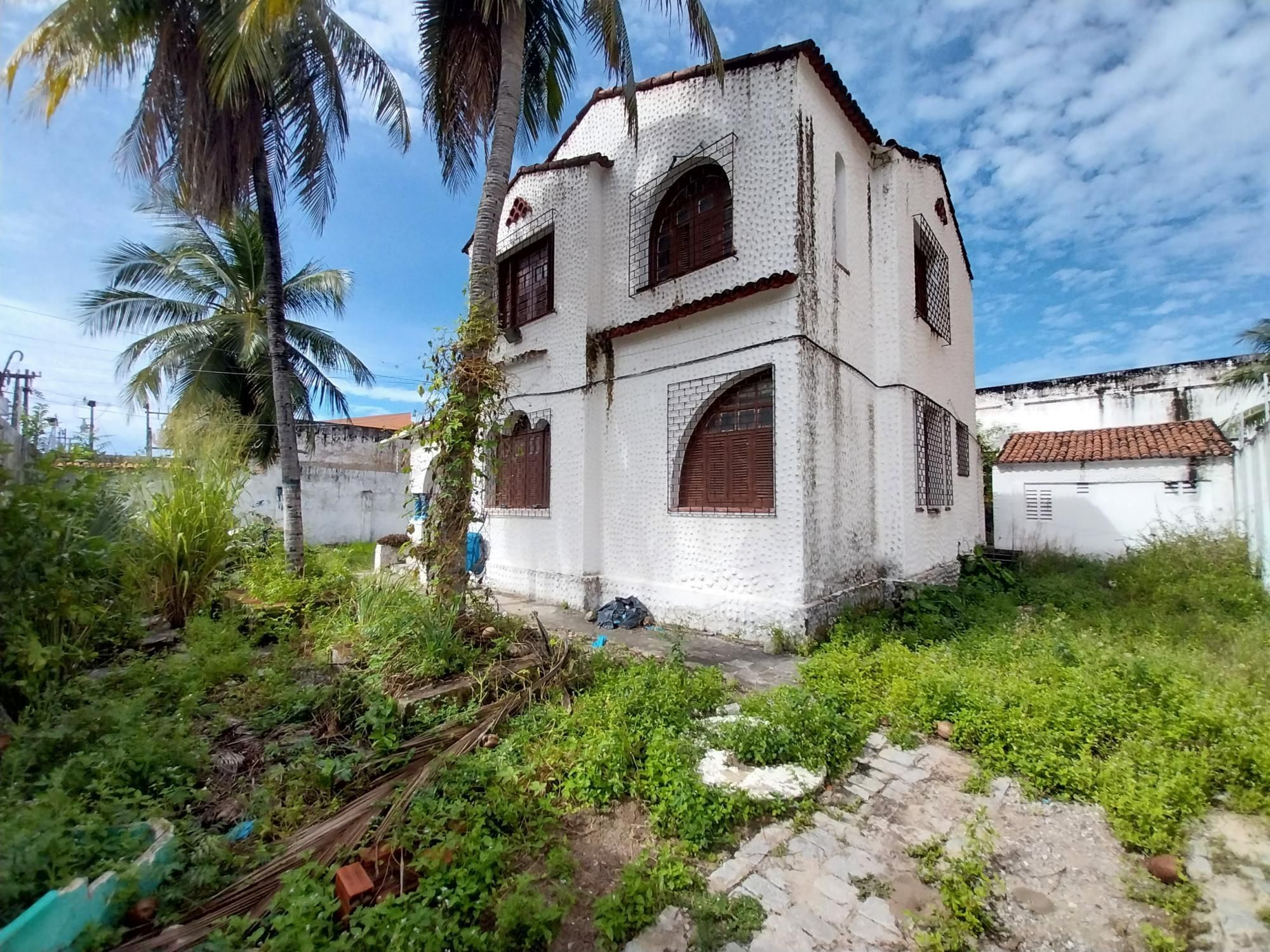 Casa à venda com 7 quartos, 256m² - Foto 10