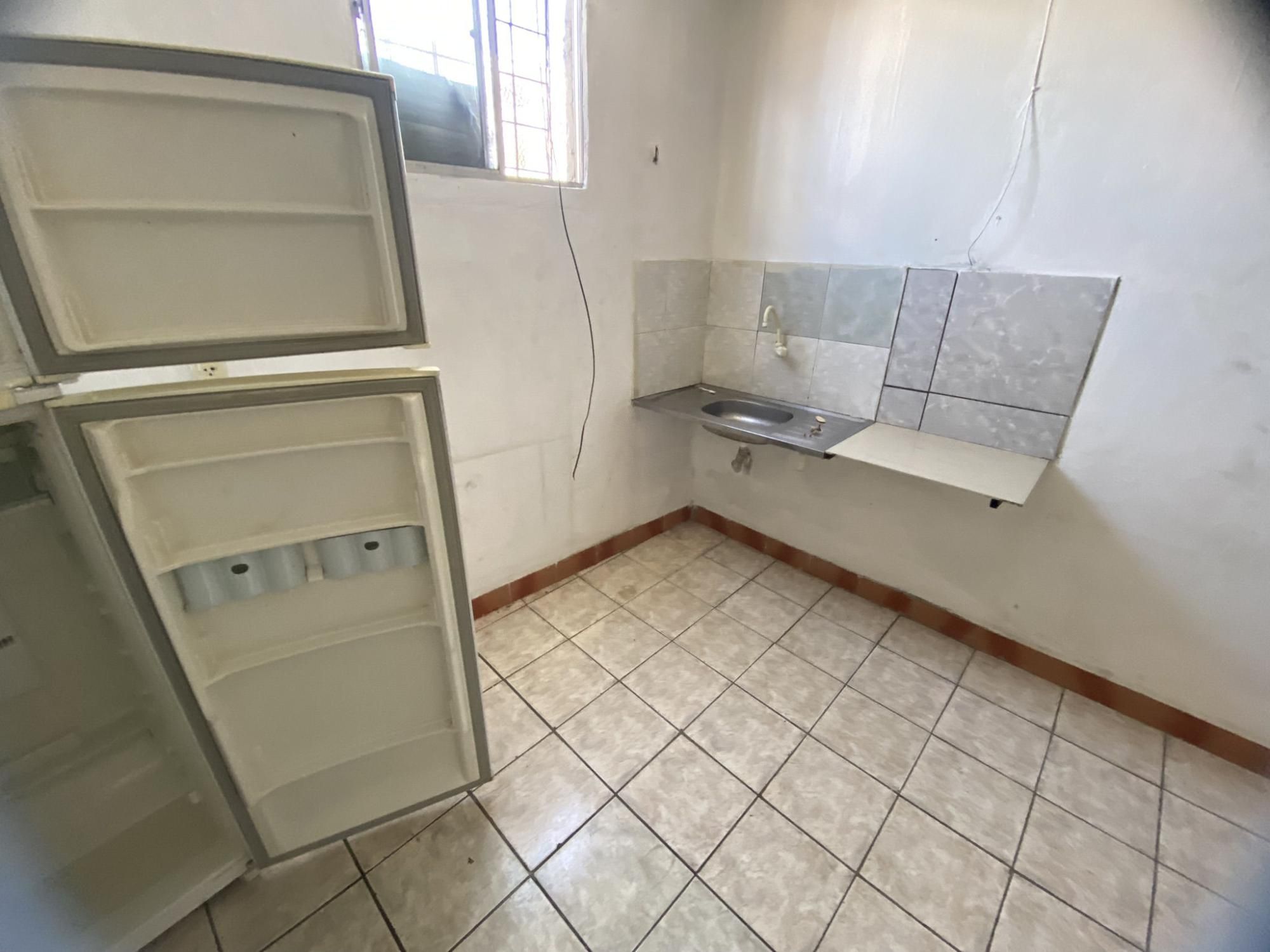 Casa Comercial à venda com 13 quartos, 450m² - Foto 32