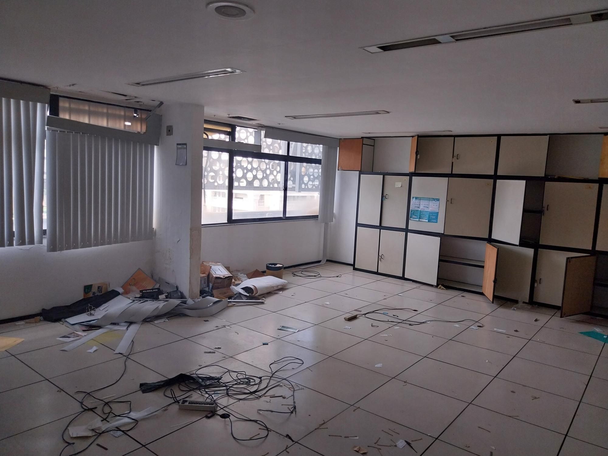 Prédio Inteiro à venda com 30 quartos, 1121m² - Foto 44