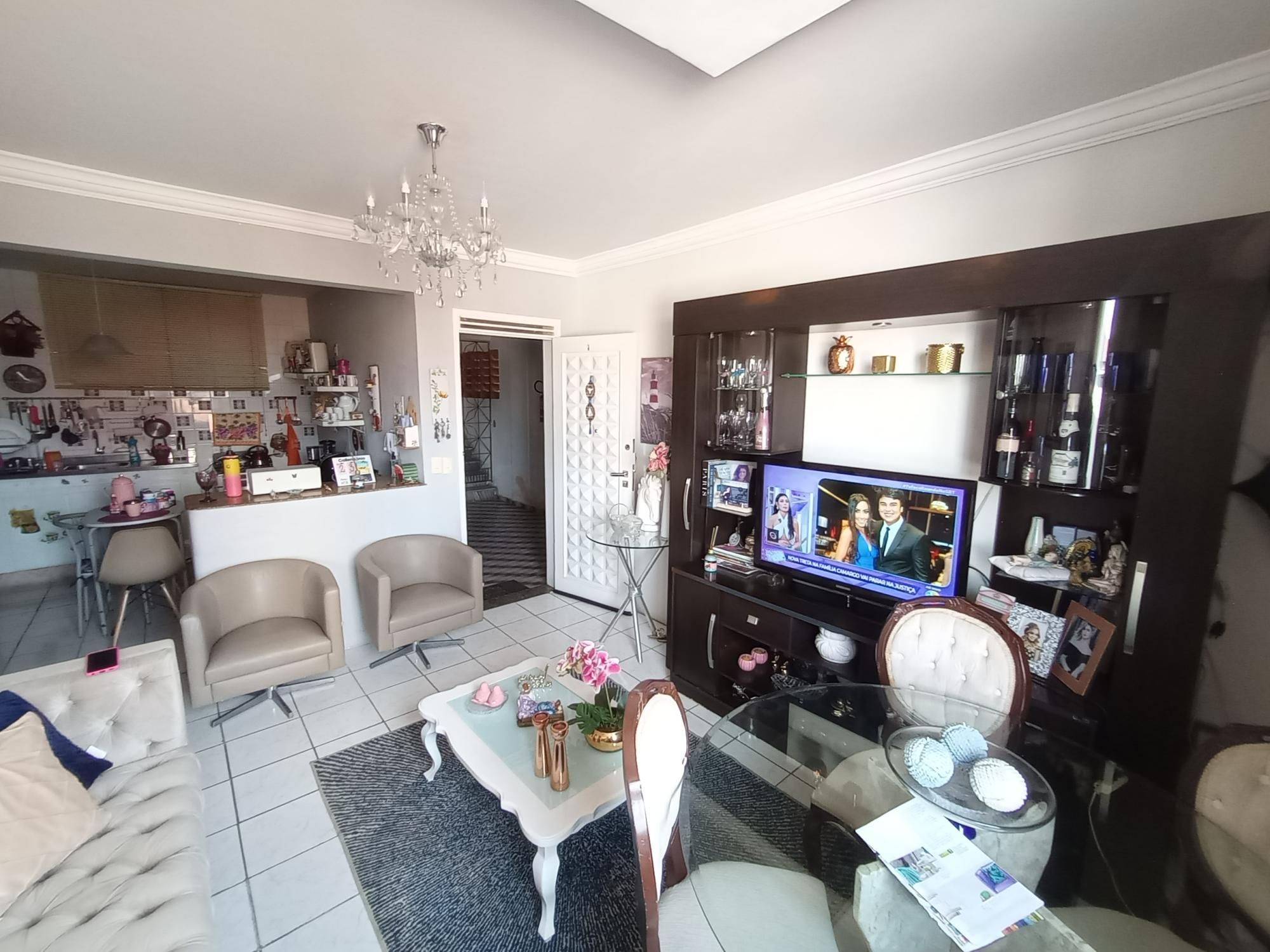 Apartamento à venda com 2 quartos, 62m² - Foto 6