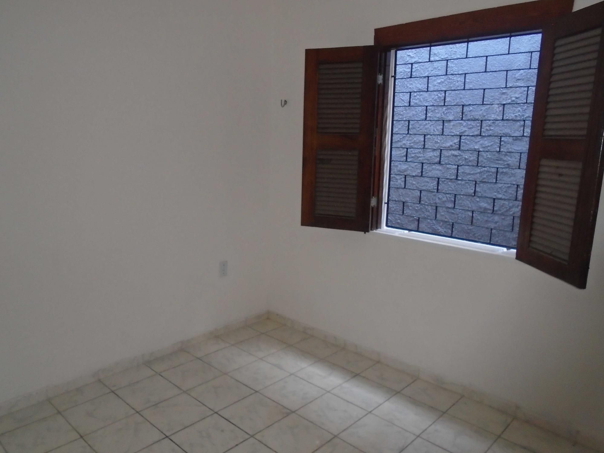 Casa à venda com 2 quartos, 109m² - Foto 15