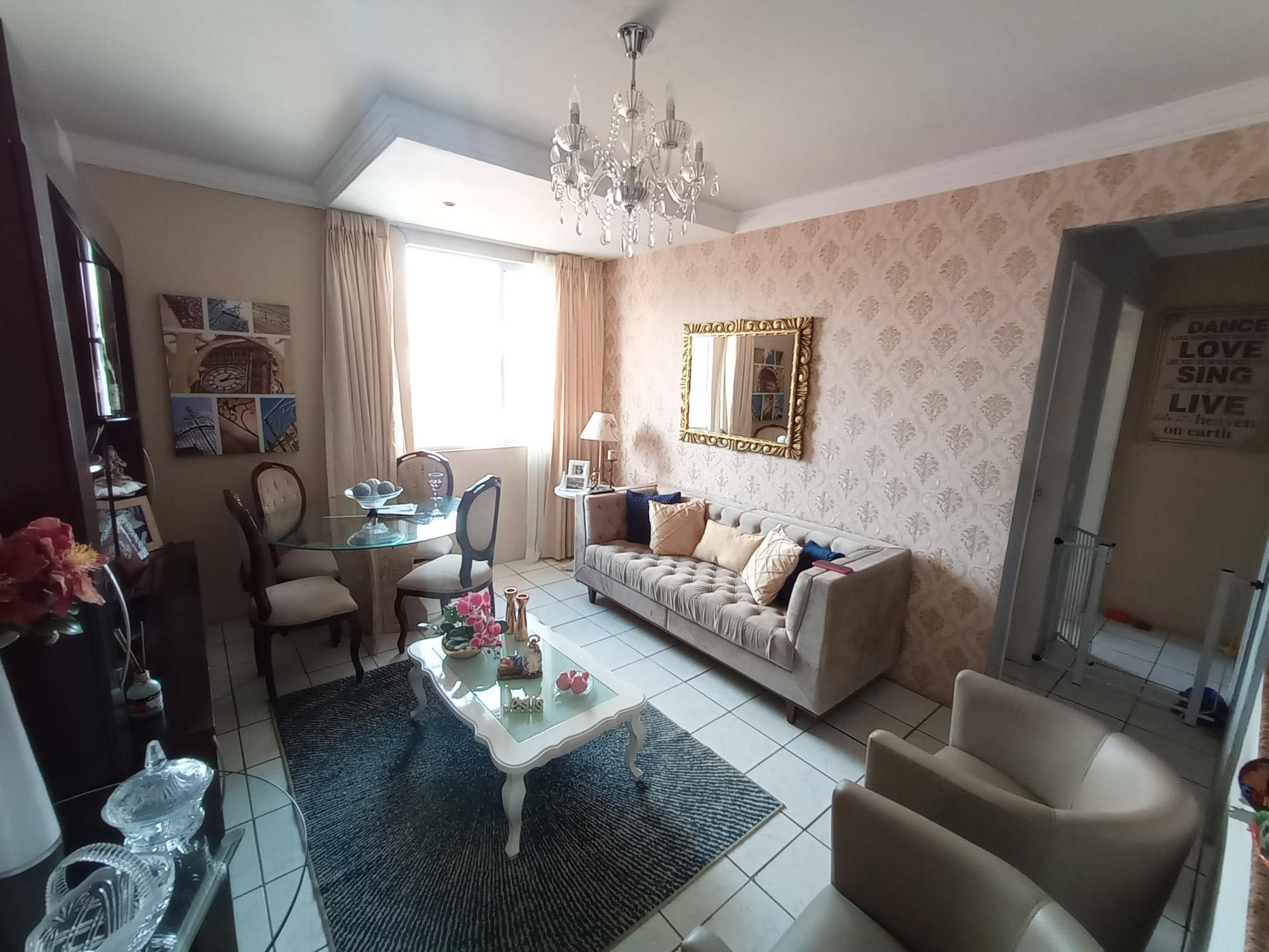 Apartamento à venda com 2 quartos, 62m² - Foto 4