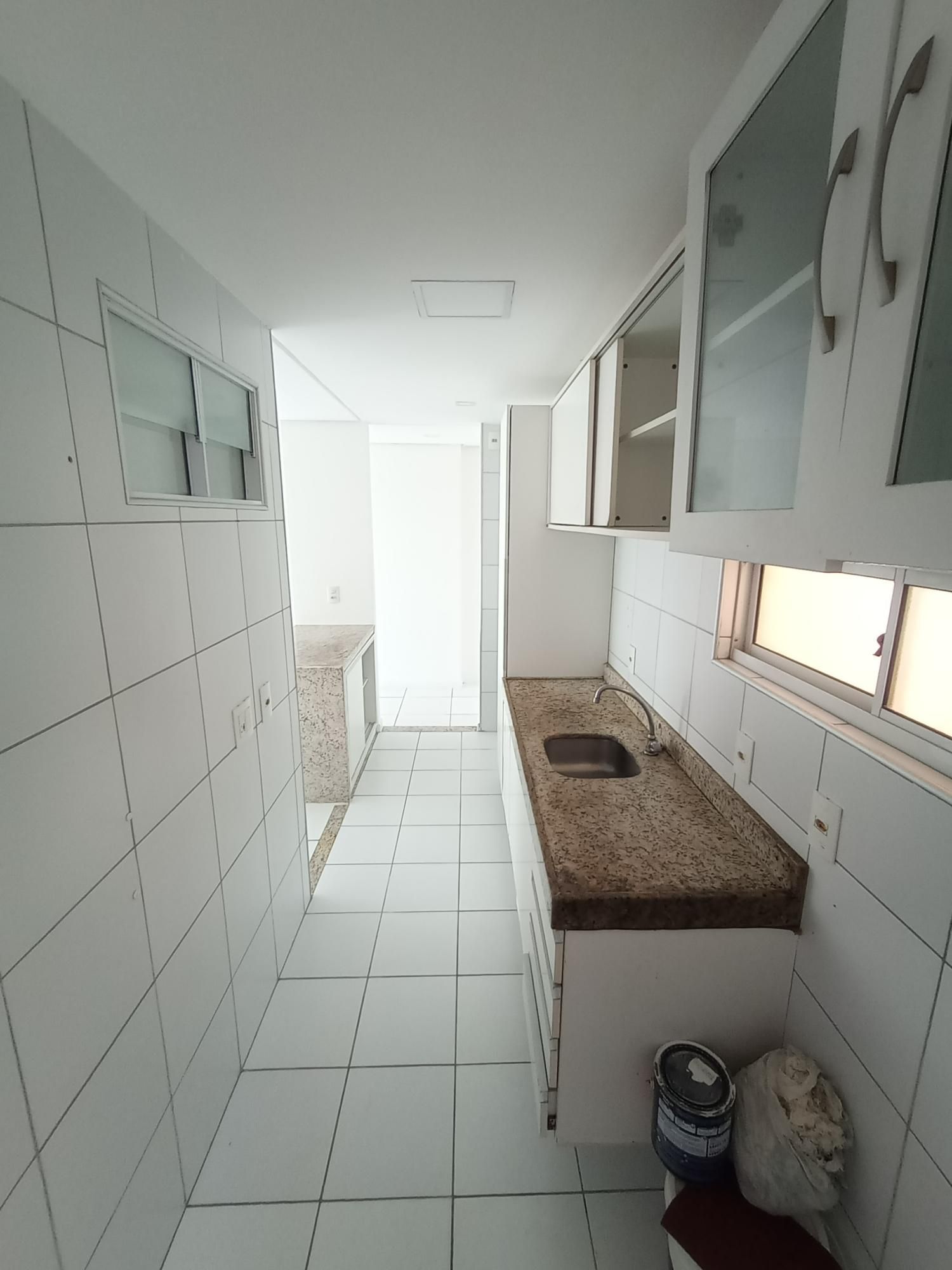 Apartamento à venda com 3 quartos, 81m² - Foto 20