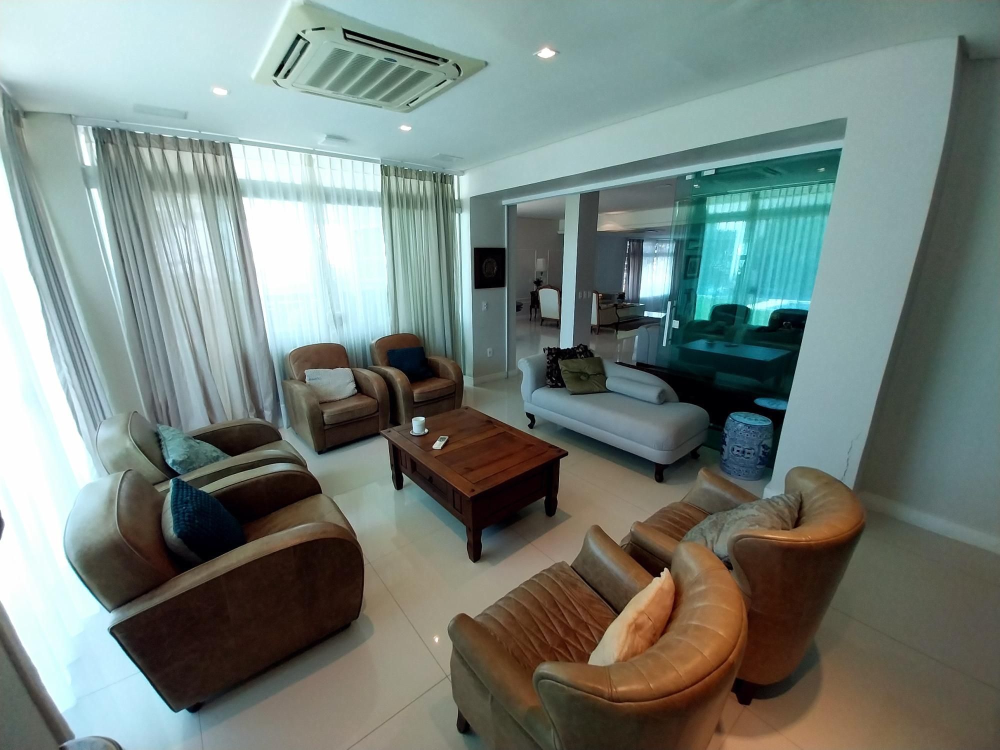 (CA2418) Excelente casa medindo 518m² localizada no Papicu