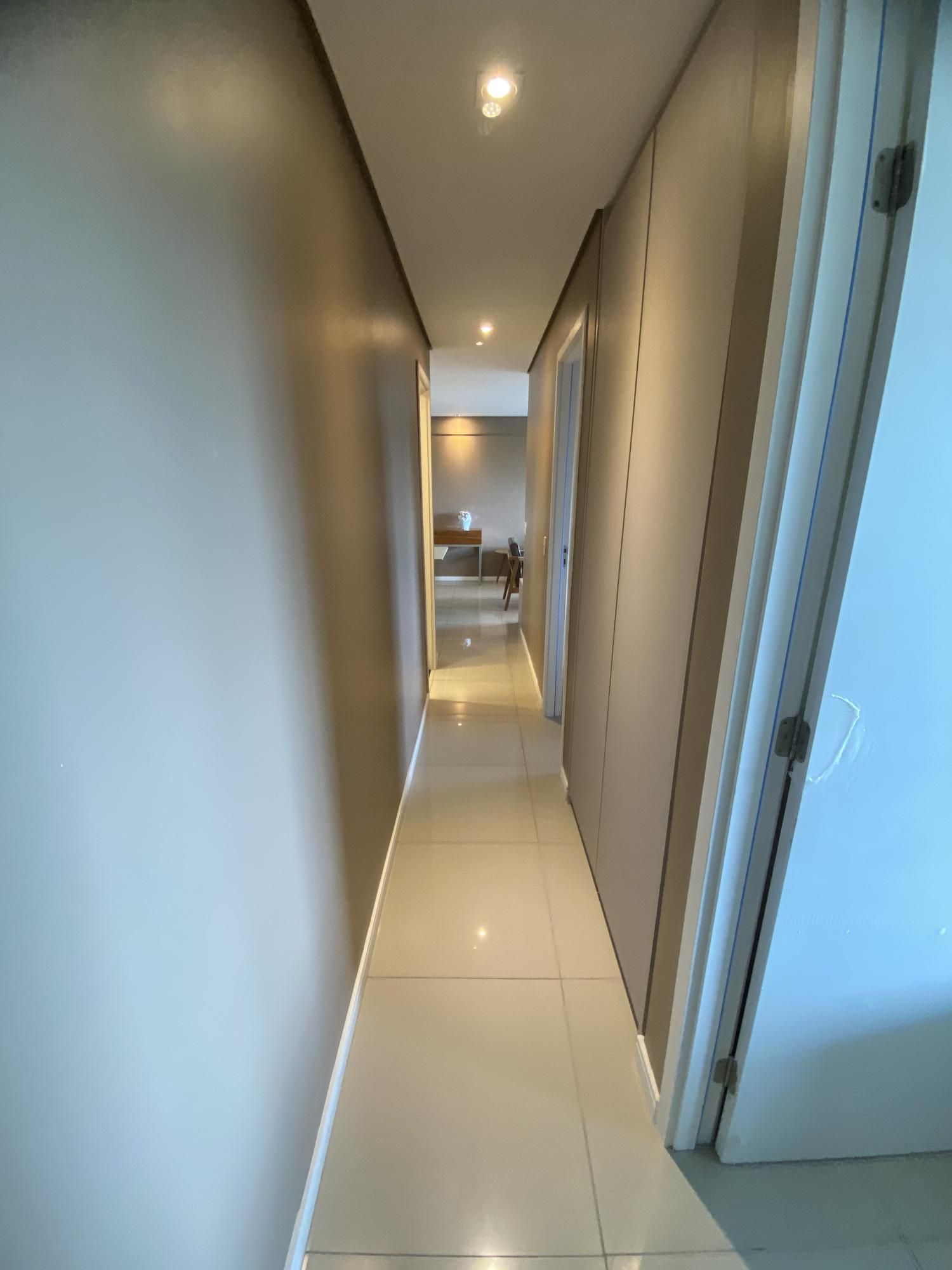 Apartamento à venda com 3 quartos, 123m² - Foto 12