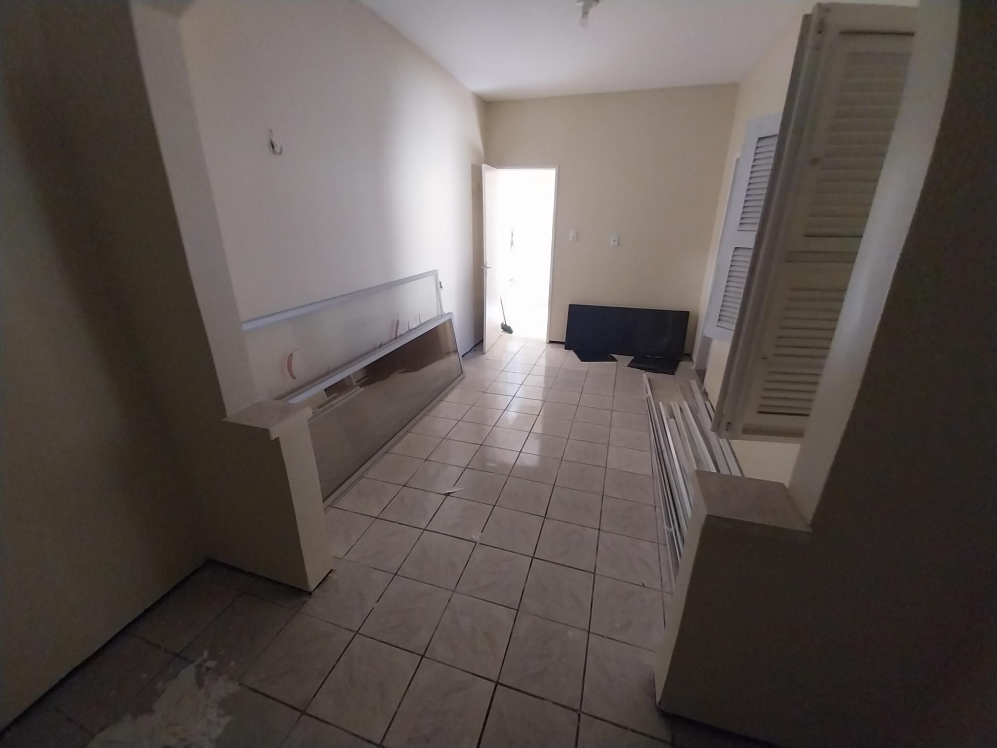 Casa à venda com 4 quartos, 400m² - Foto 21