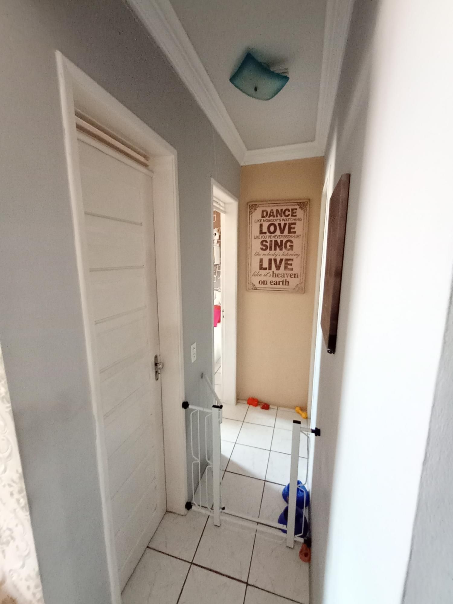 Apartamento à venda com 2 quartos, 62m² - Foto 11
