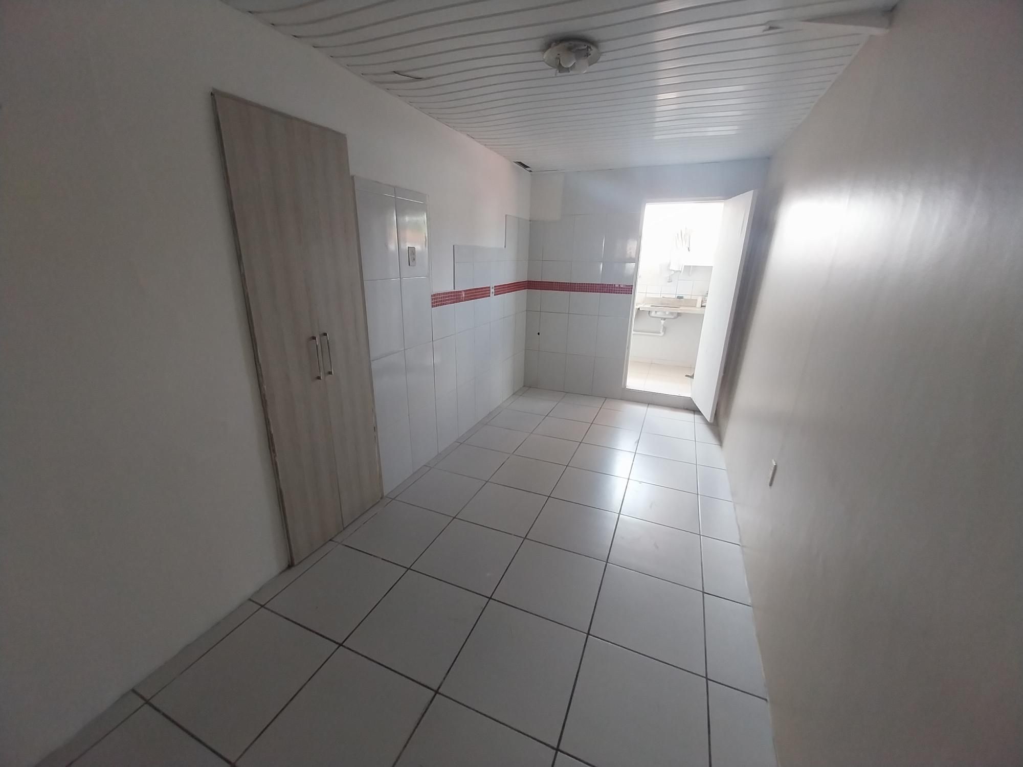 Casa à venda e aluguel com 3 quartos, 114m² - Foto 14