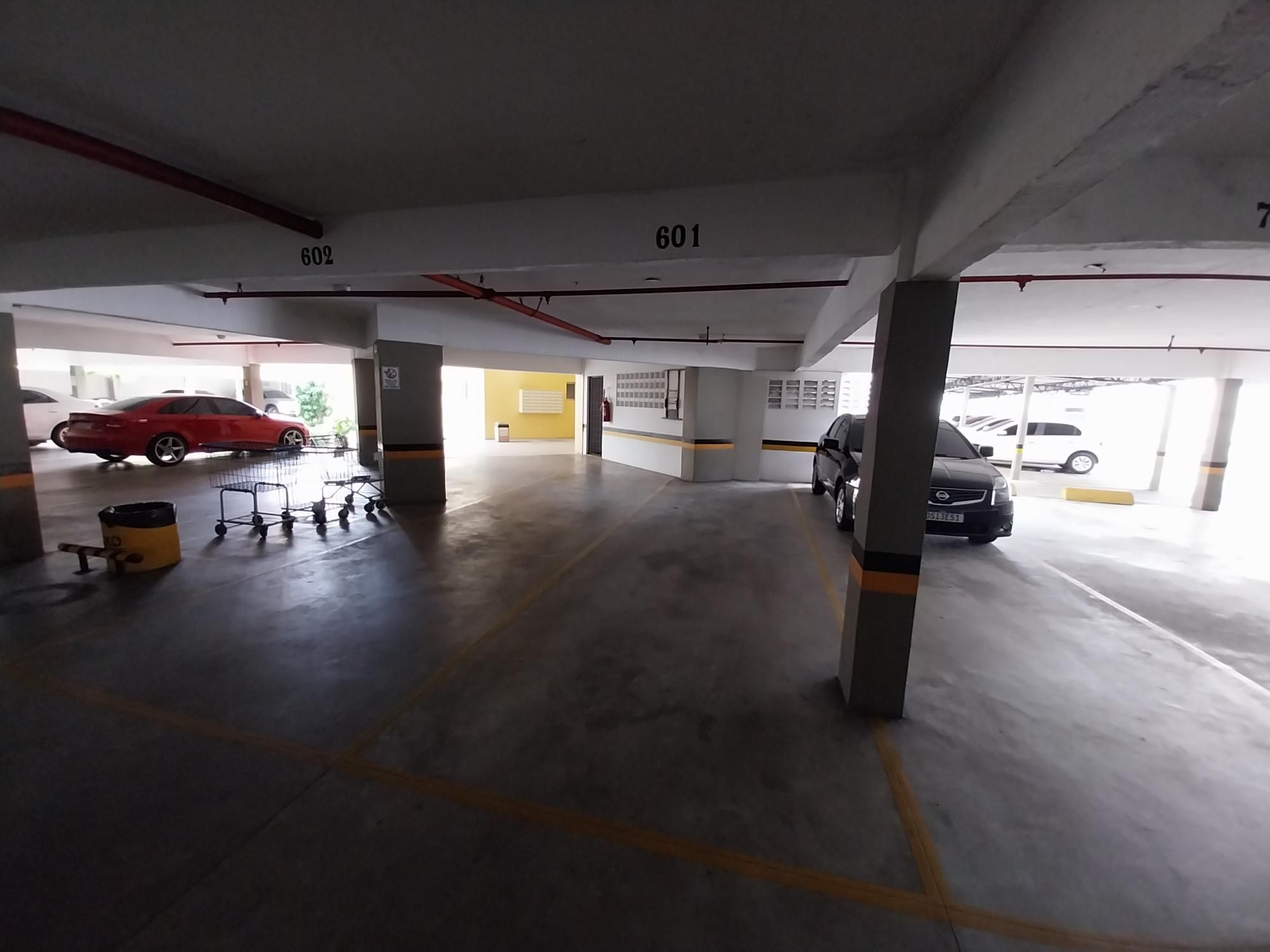 Apartamento à venda com 3 quartos, 107m² - Foto 22