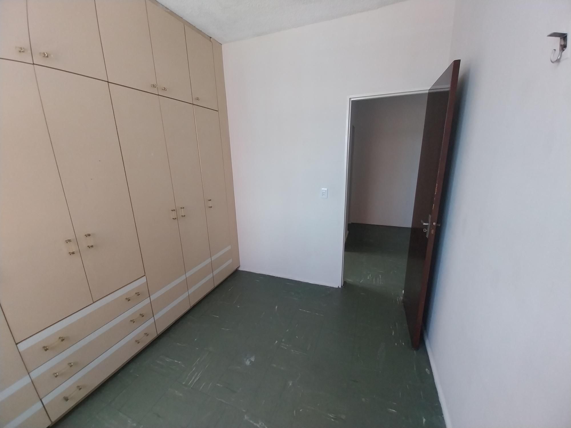 Apartamento à venda com 2 quartos, 68m² - Foto 19