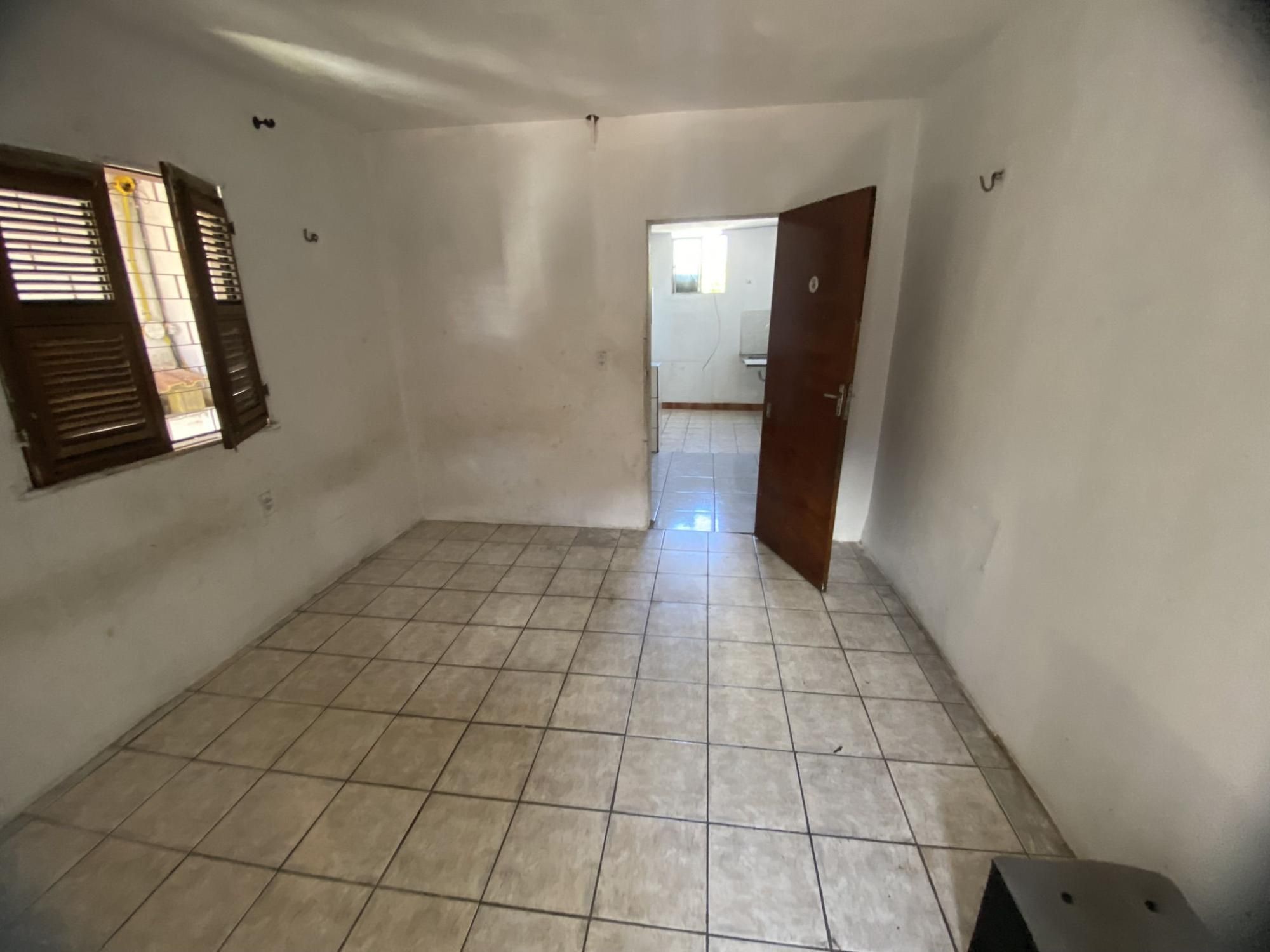 Casa Comercial à venda com 13 quartos, 450m² - Foto 37