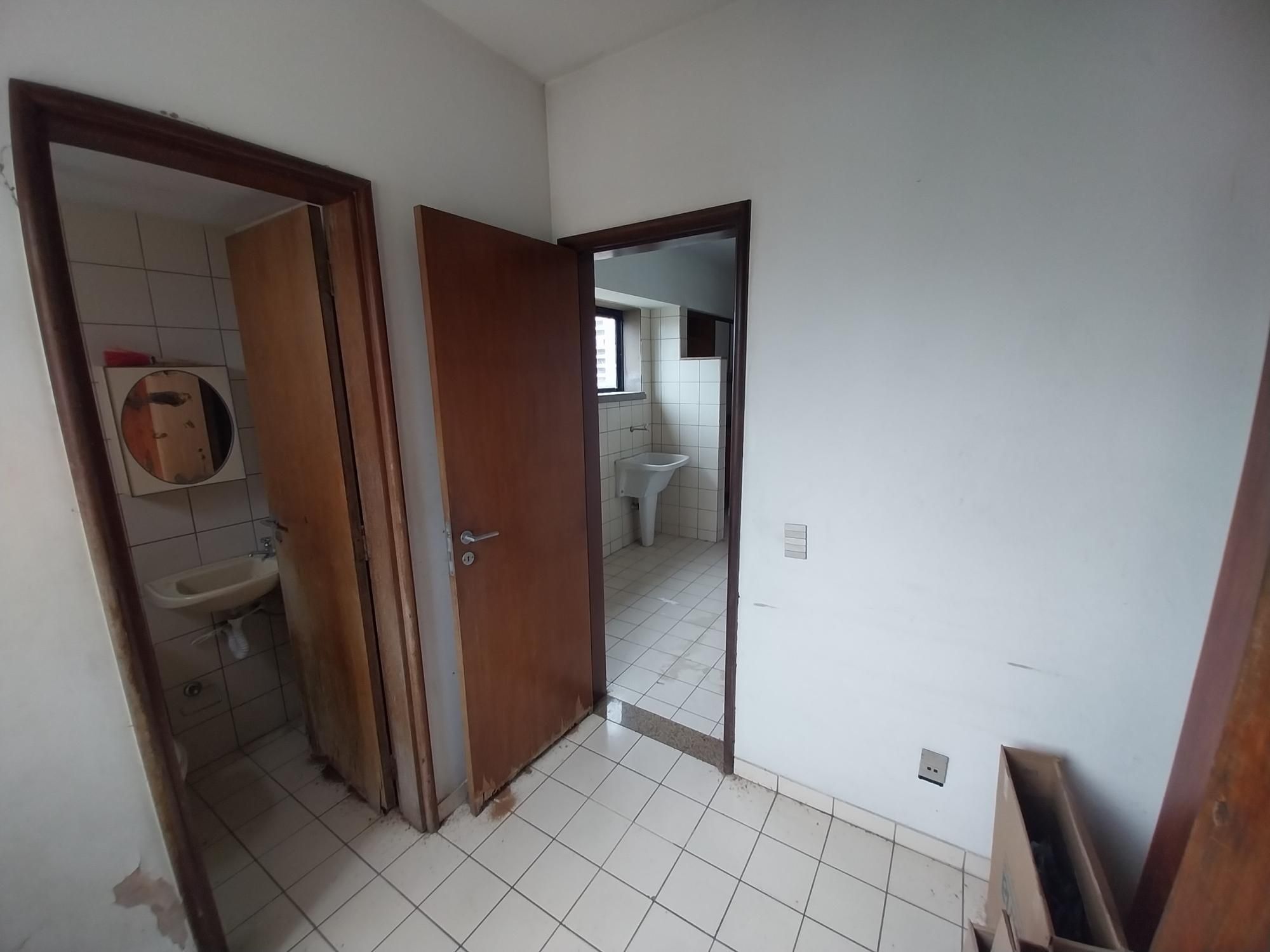 Apartamento para alugar com 4 quartos, 132m² - Foto 27