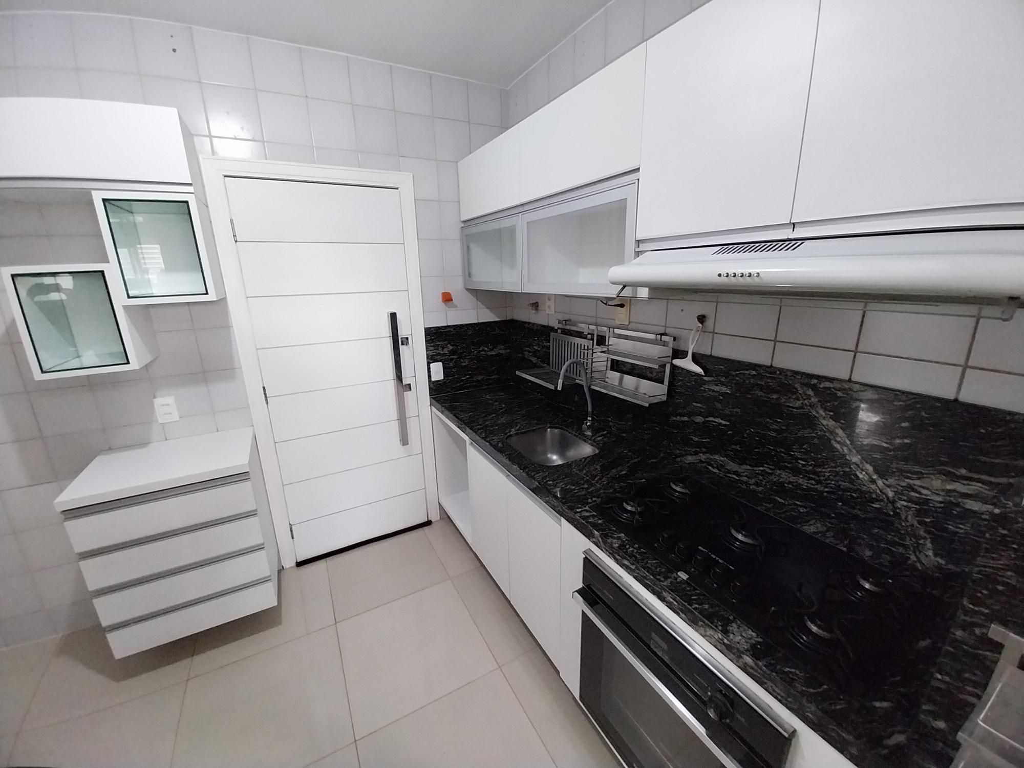 Apartamento à venda com 3 quartos, 107m² - Foto 32