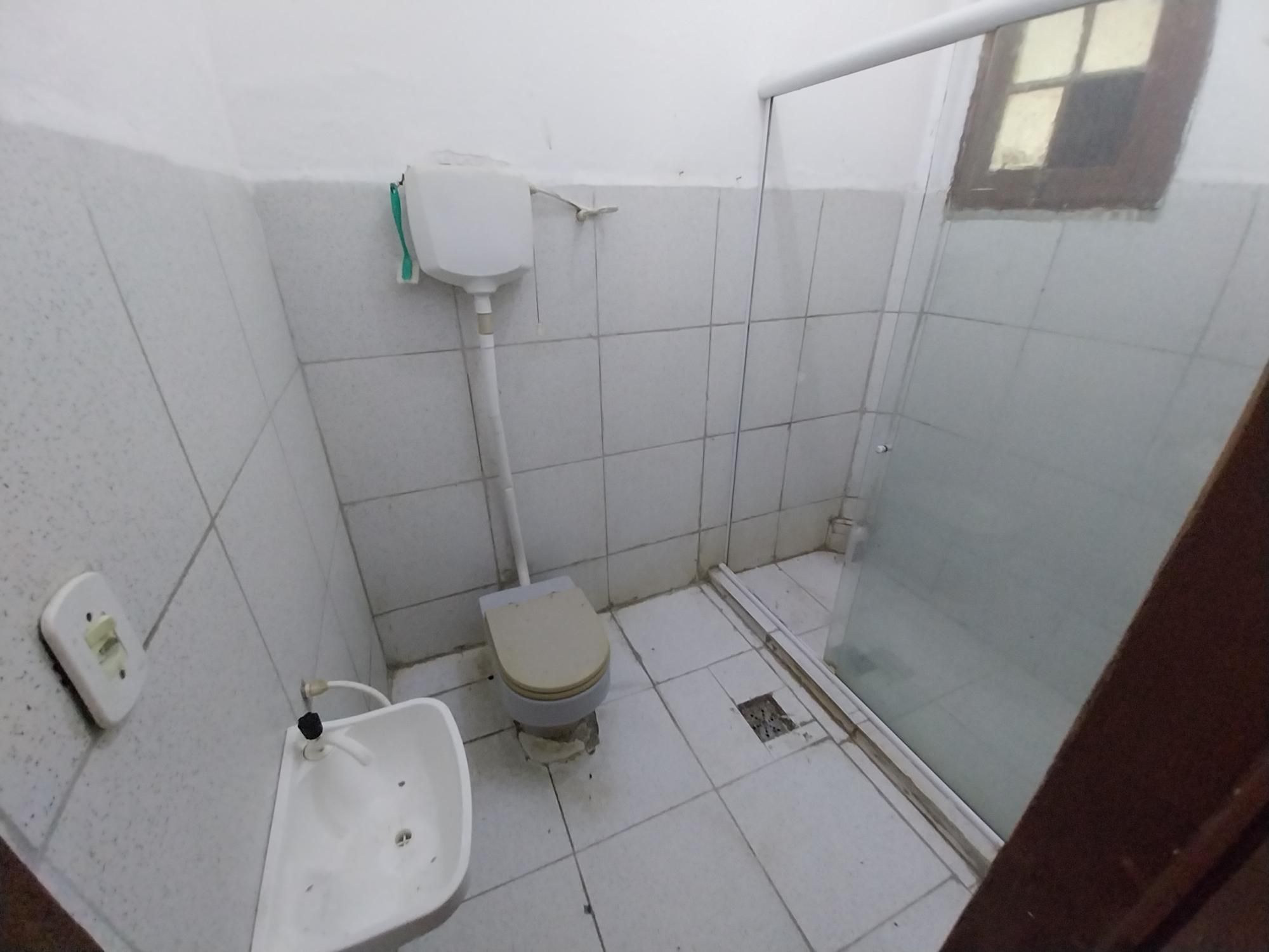 Casa à venda com 7 quartos, 256m² - Foto 27