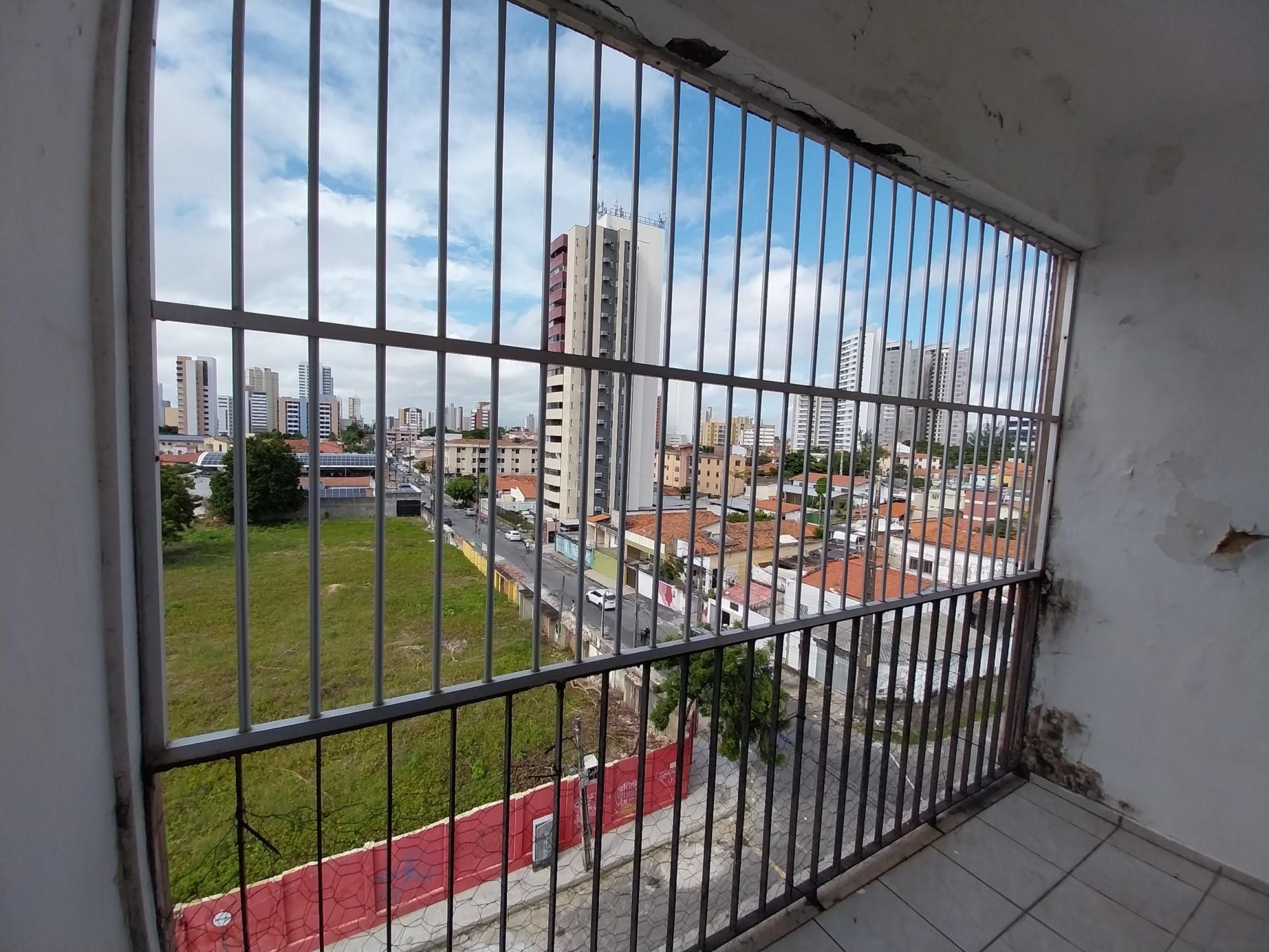 Apartamento à venda com 4 quartos, 86m² - Foto 15