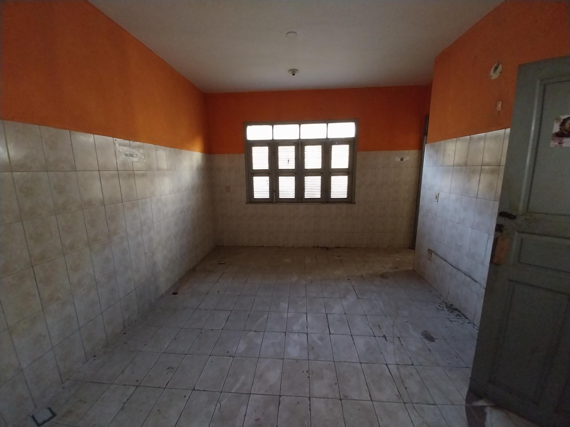 Casa à venda e aluguel com 15 quartos, 456m² - Foto 24