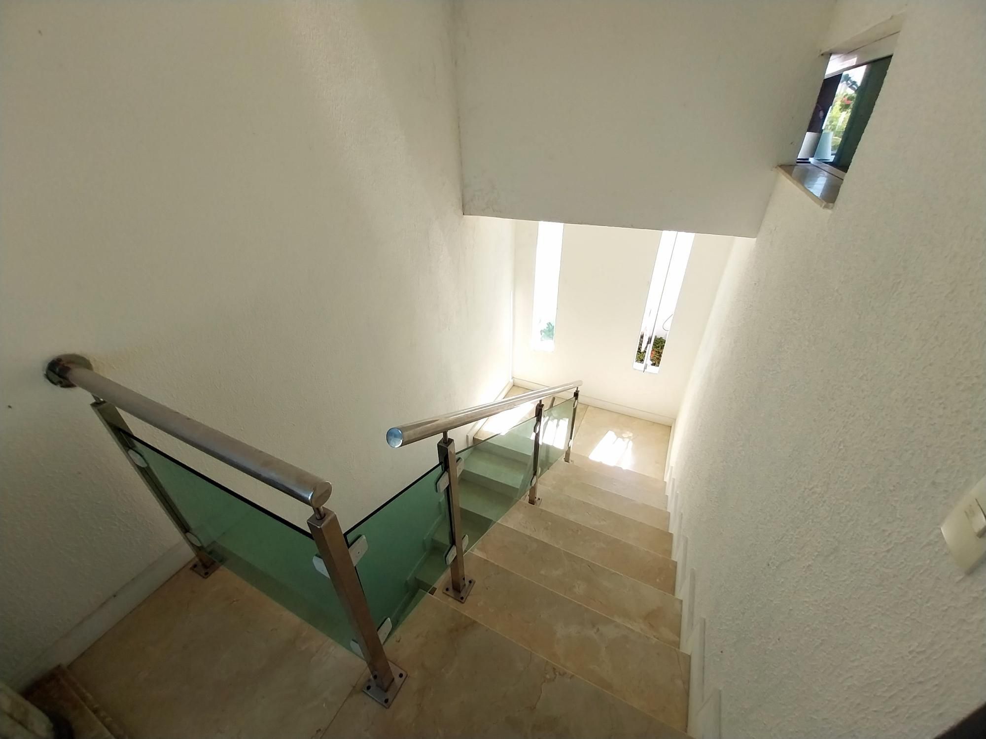 (CA2418) Excelente casa medindo 518m² localizada no Papicu