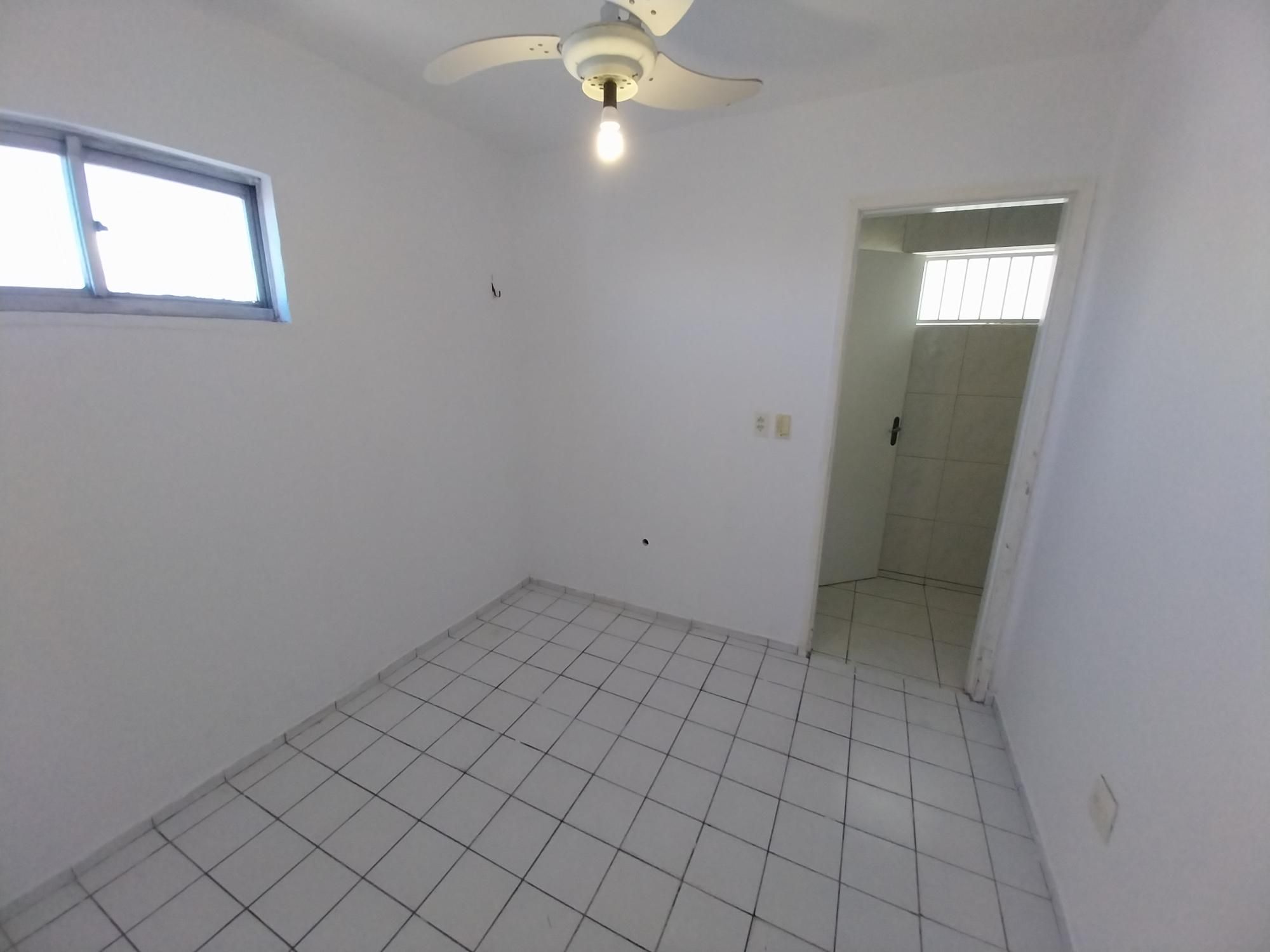 Apartamento para alugar com 3 quartos, 75m² - Foto 25