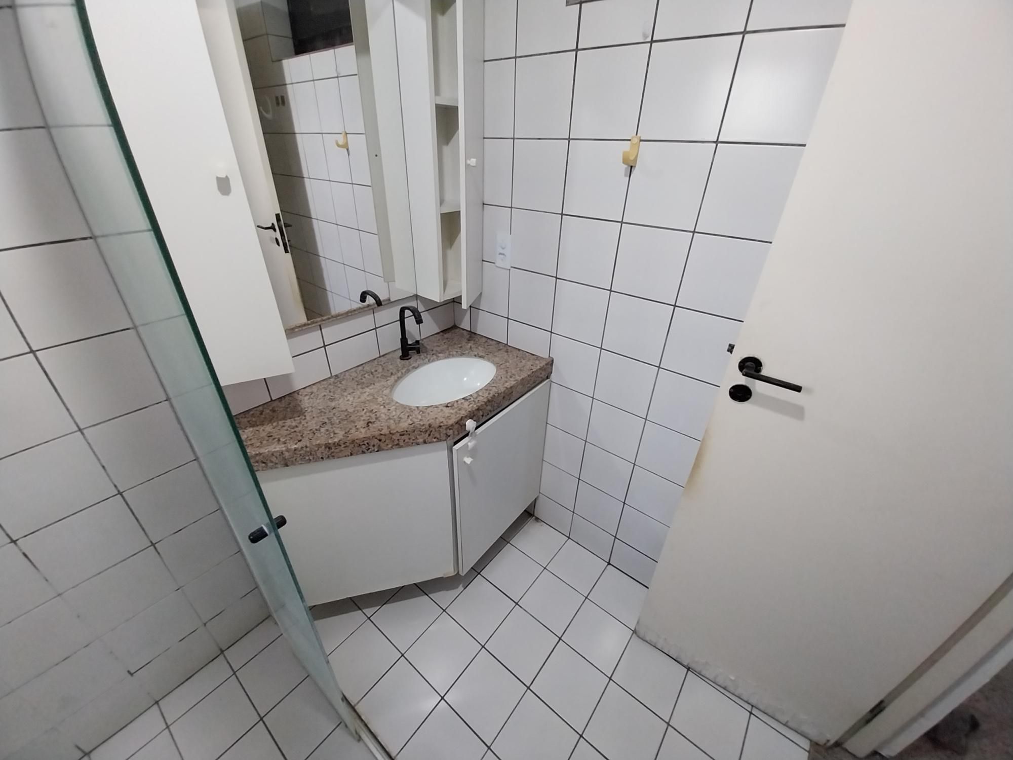 Apartamento para alugar com 2 quartos, 60m² - Foto 20