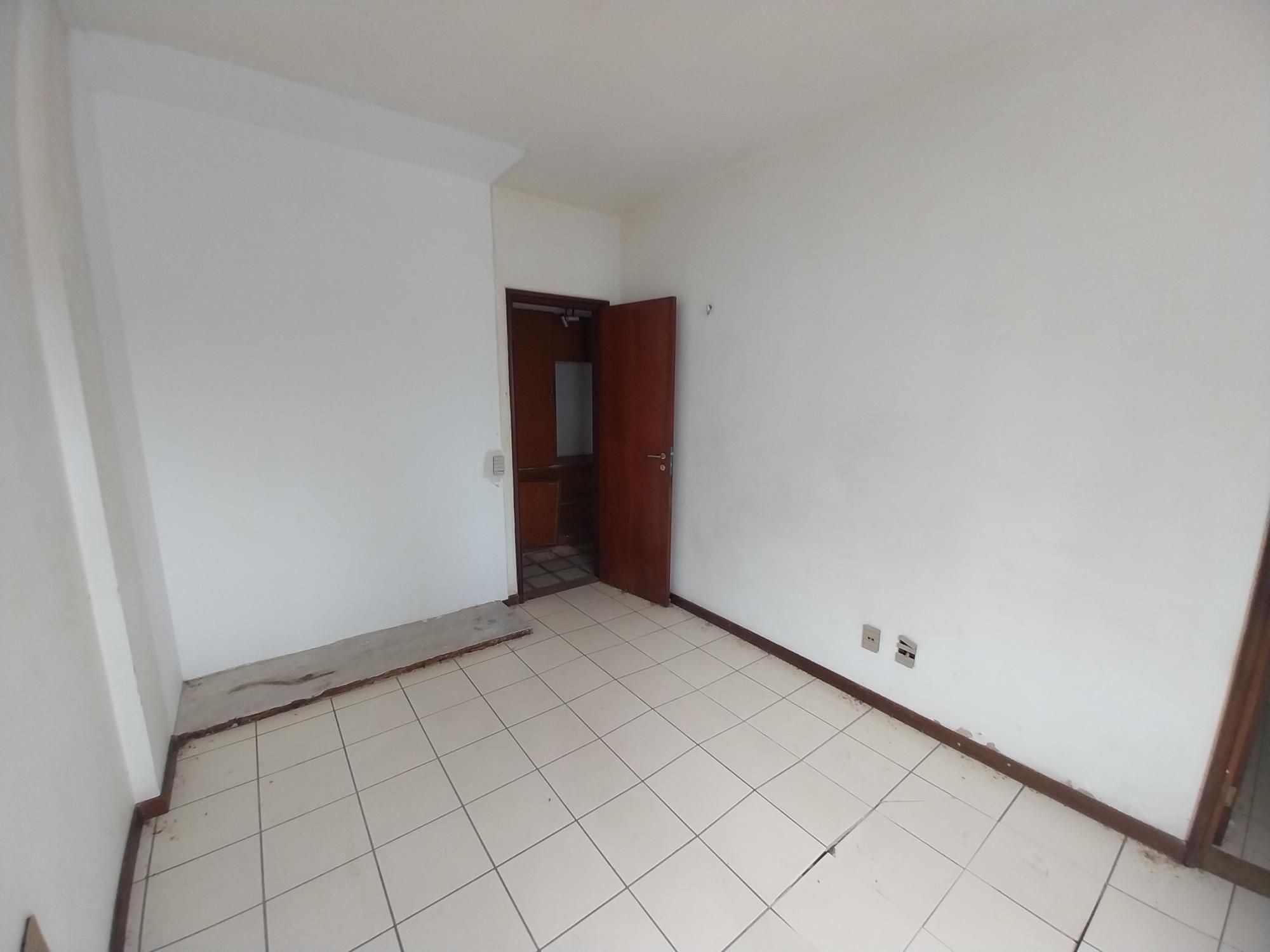 Apartamento para alugar com 4 quartos, 132m² - Foto 38