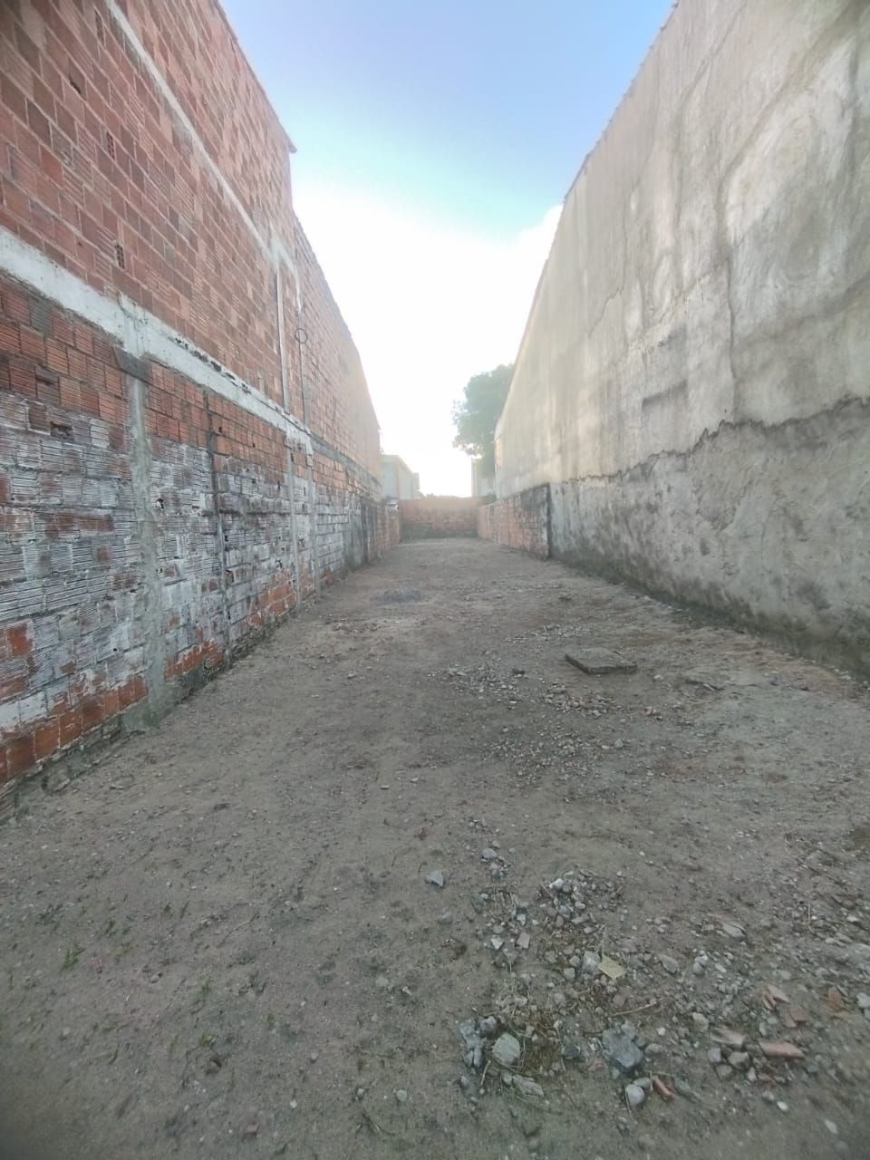 (te9011) excelente terreno localizado no vila peri medindo 2