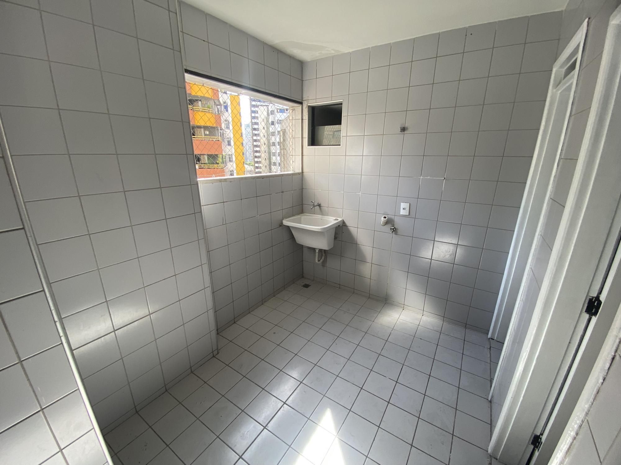 Apartamento à venda com 3 quartos, 113m² - Foto 10