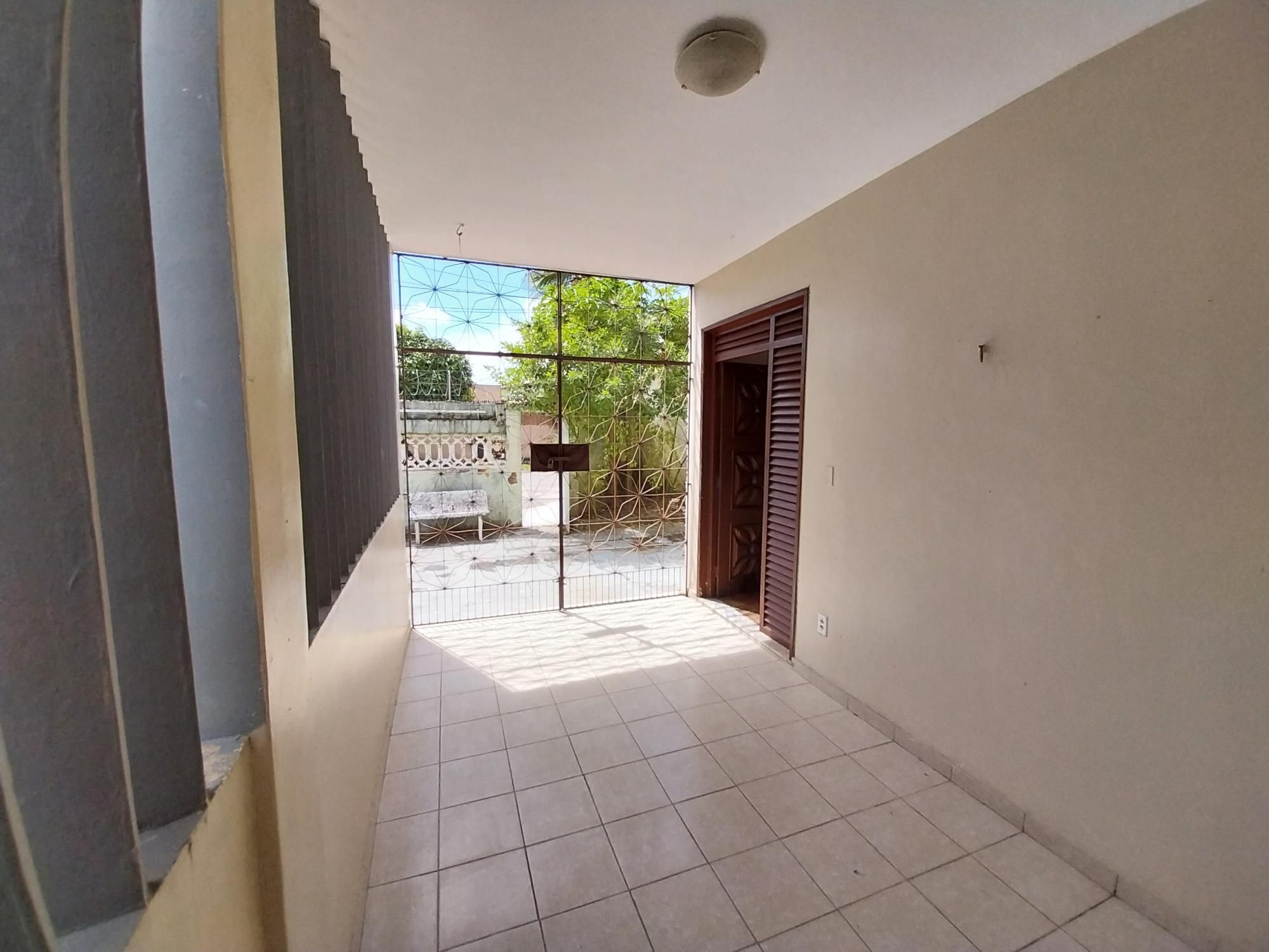 Casa à venda com 3 quartos, 144m² - Foto 13