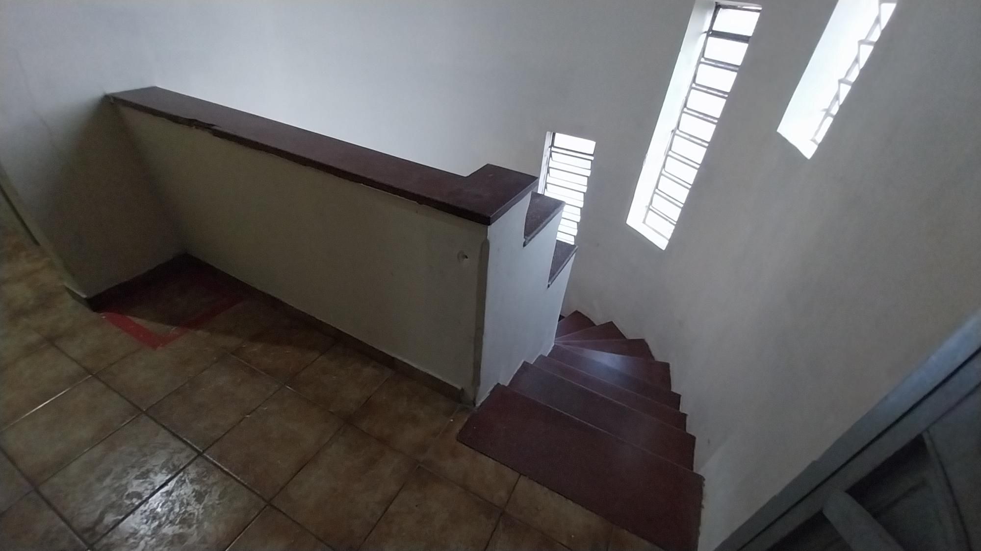 Prédio Inteiro para alugar com 8 quartos, 690m² - Foto 4