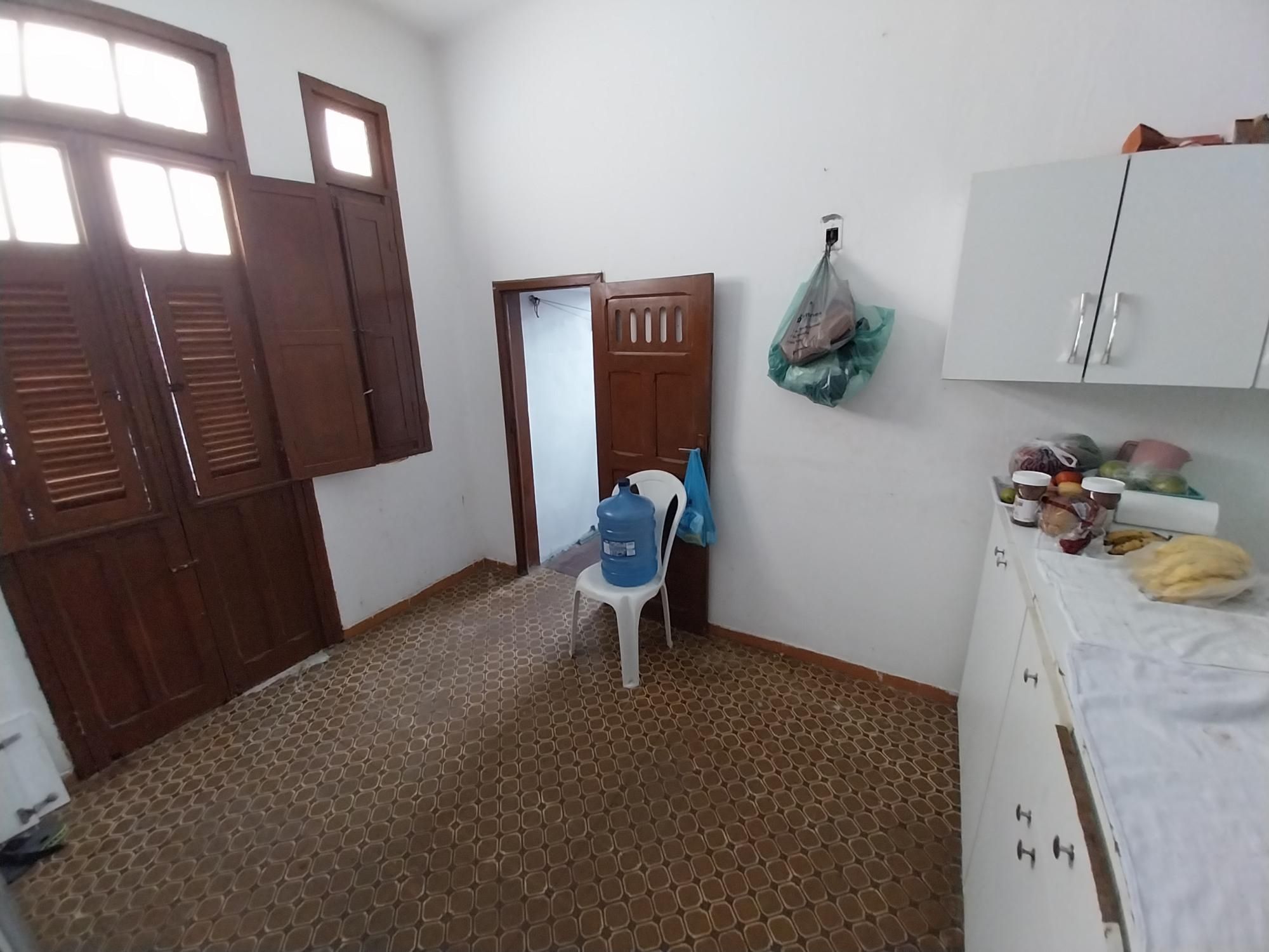 Casa à venda com 7 quartos, 256m² - Foto 21