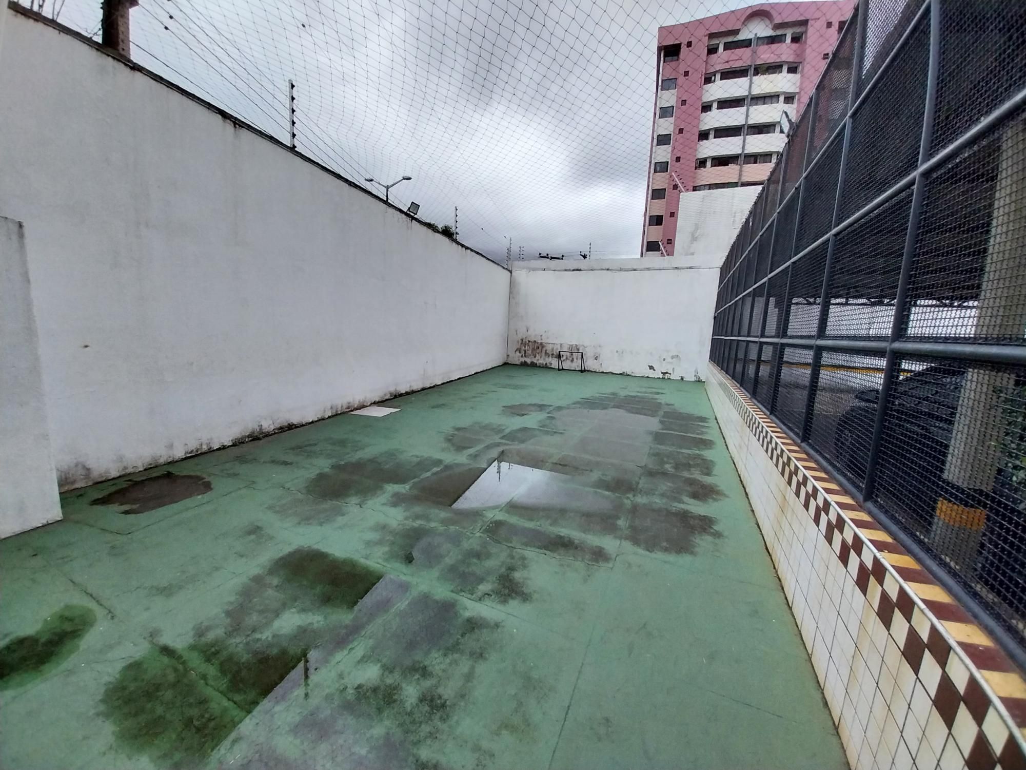 Apartamento à venda com 3 quartos, 107m² - Foto 11