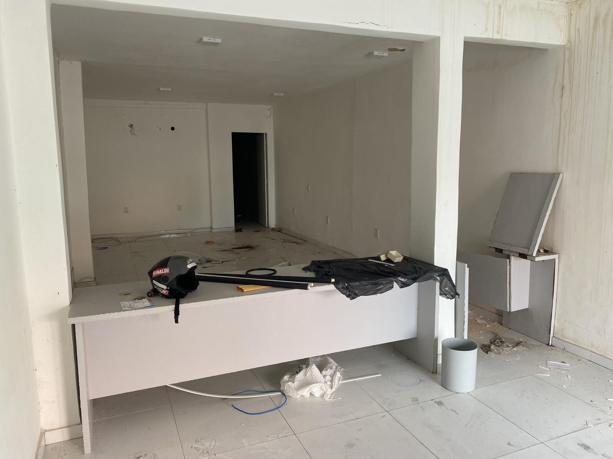 Depósito-Galpão-Armazém à venda e aluguel com 2 quartos, 351m² - Foto 2