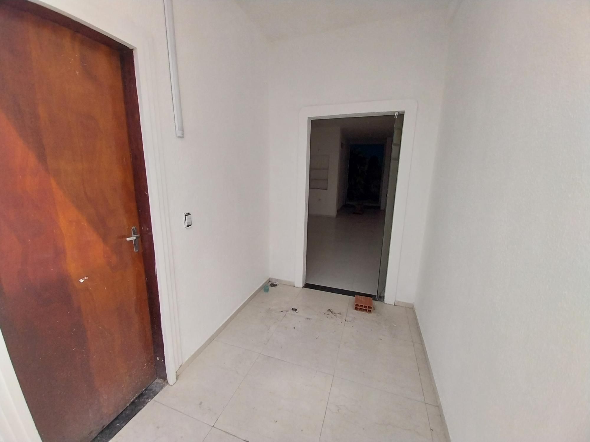 Casa para alugar com 4 quartos, 250m² - Foto 10