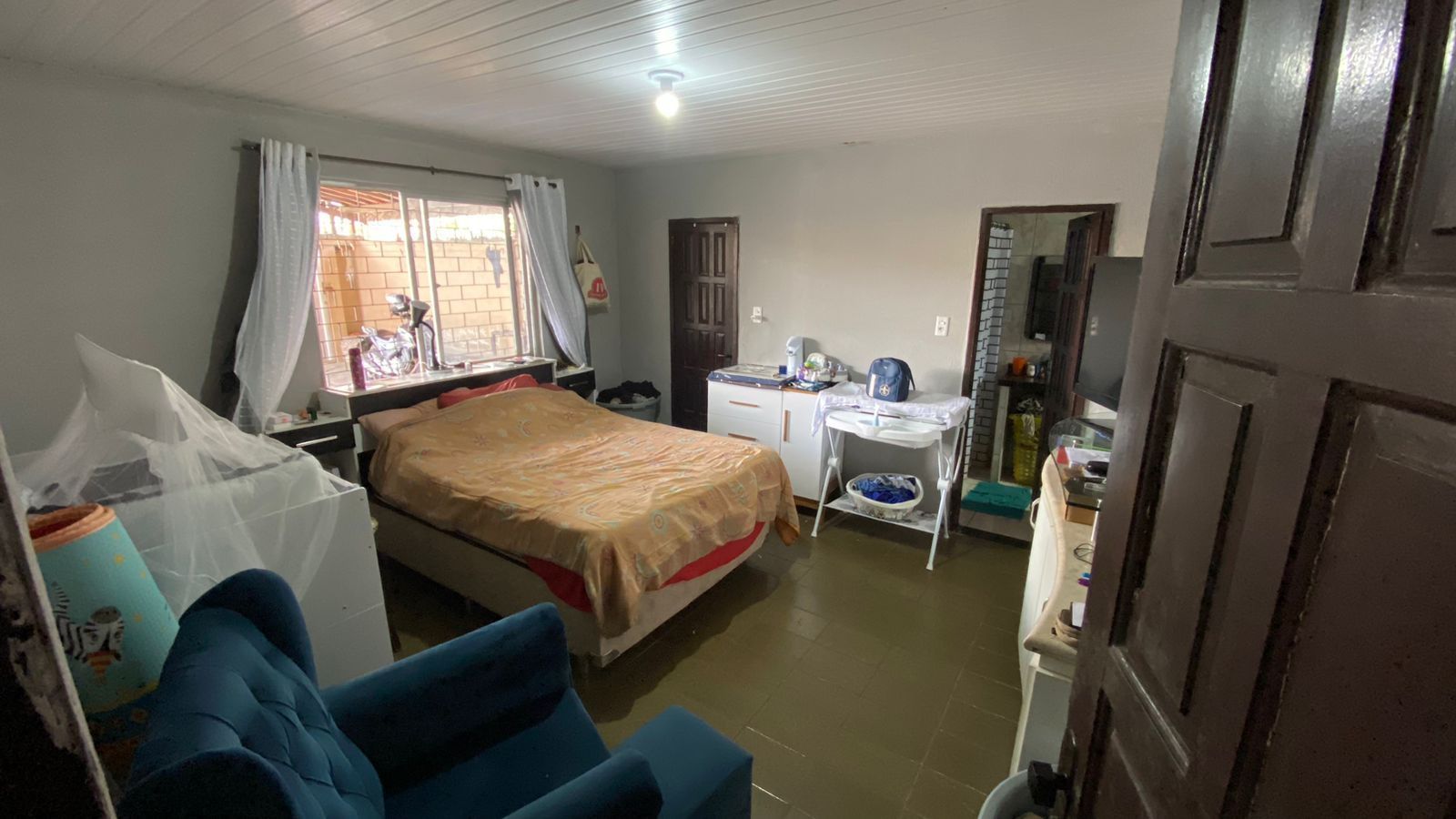 Casa à venda com 6 quartos, 214m² - Foto 11