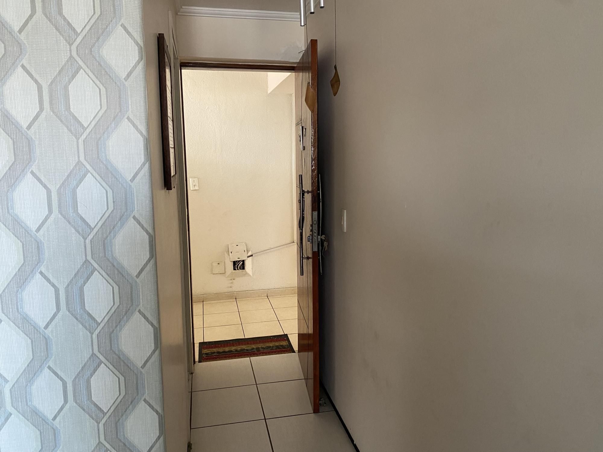 Apartamento à venda com 3 quartos, 75m² - Foto 17