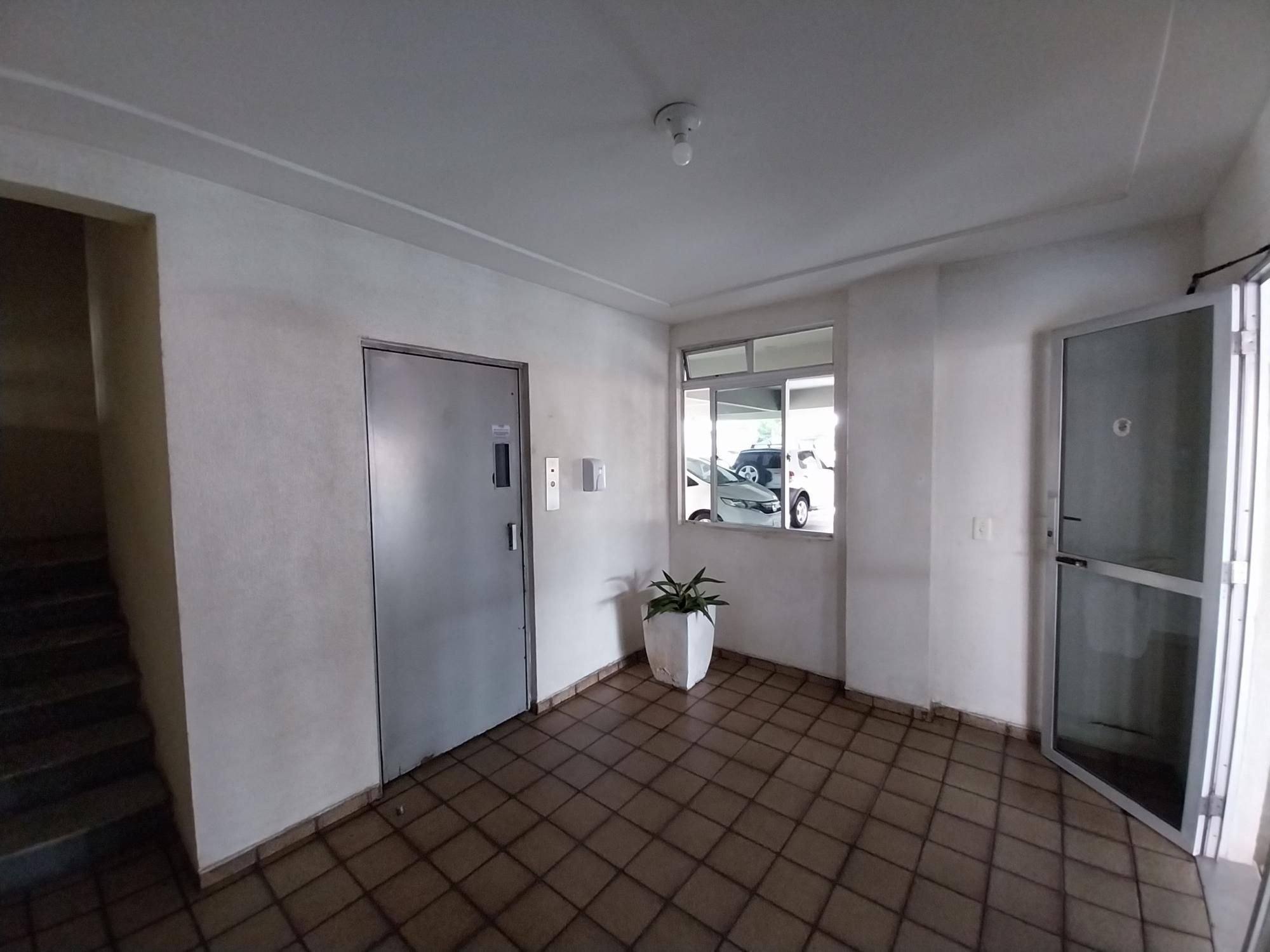 Apartamento à venda com 4 quartos, 86m² - Foto 9