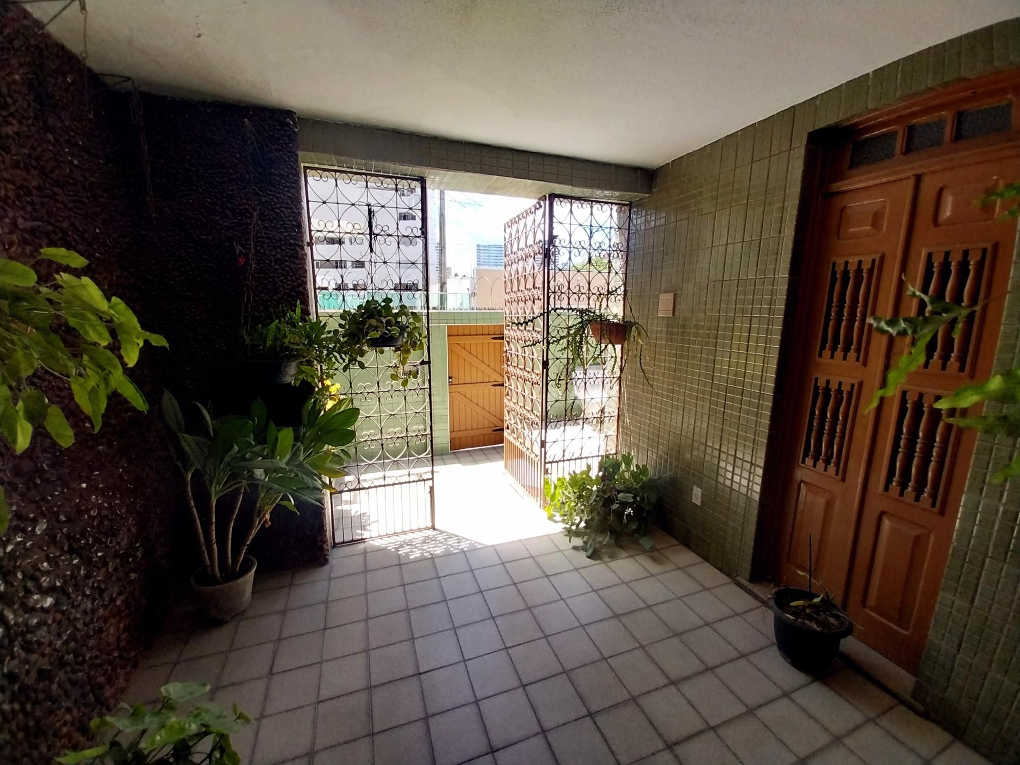 Casa, 6 quartos, 256 m² - Foto 11