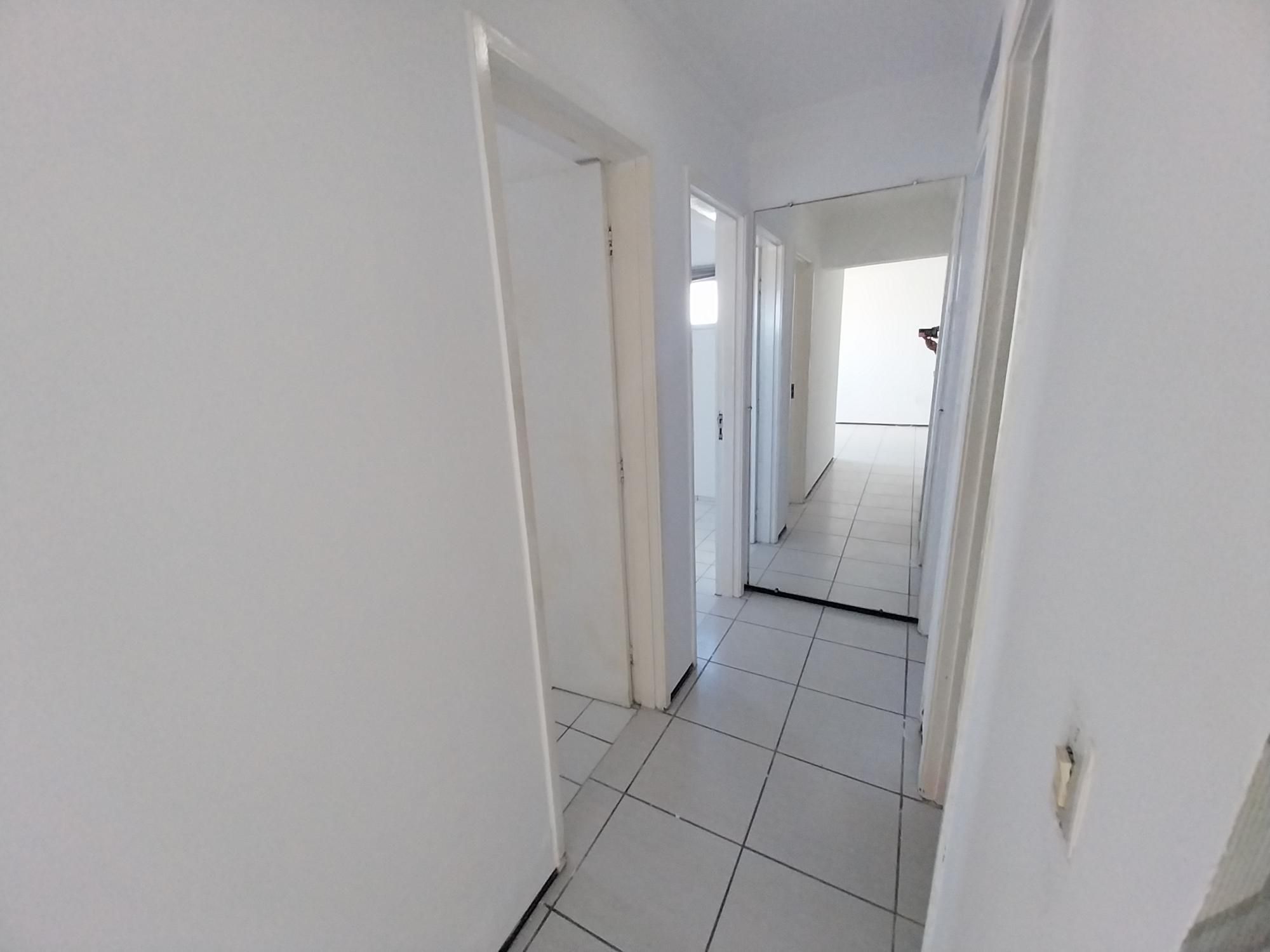 Apartamento para alugar com 3 quartos, 75m² - Foto 14