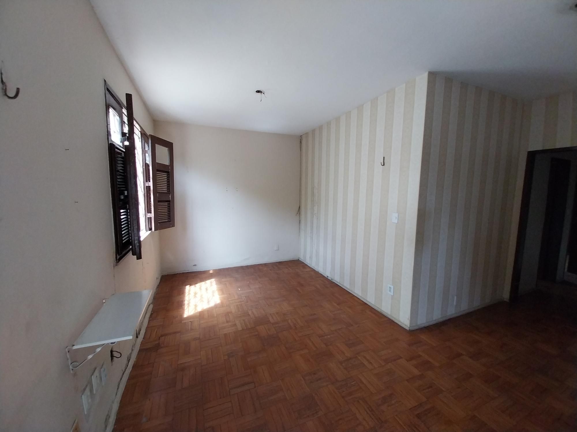 Casa à venda com 3 quartos, 144m² - Foto 14